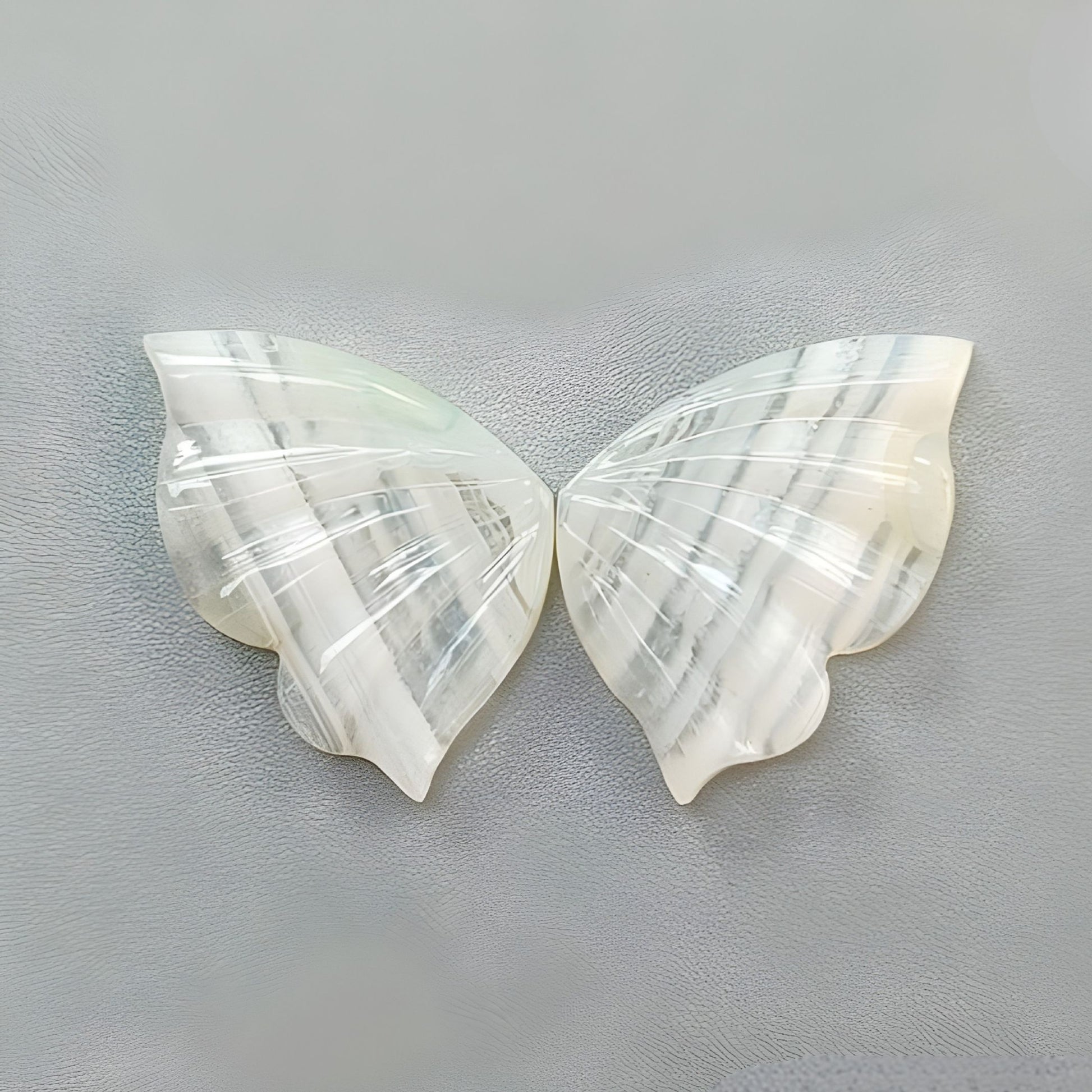 agate butterfly carving