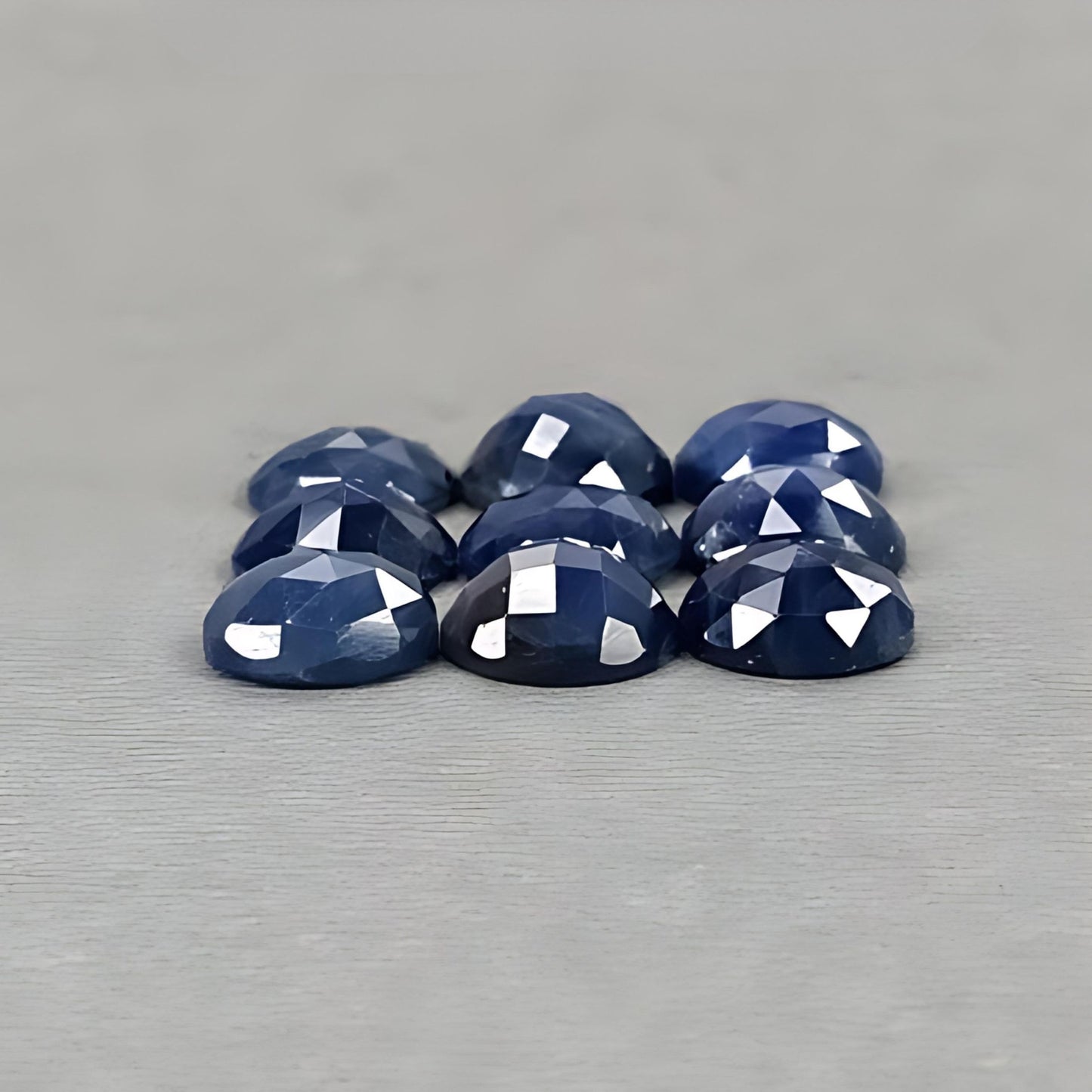 natürlicher unbehandelter Saphir