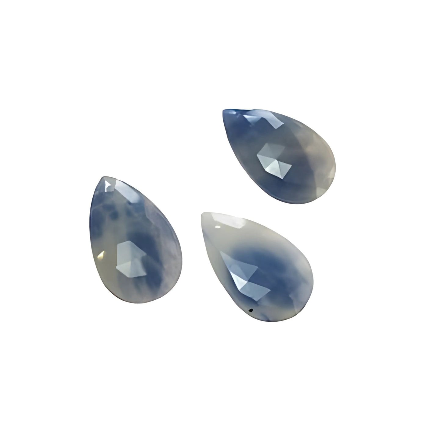 blauer Saphir im Tropfen-Rosenschliff