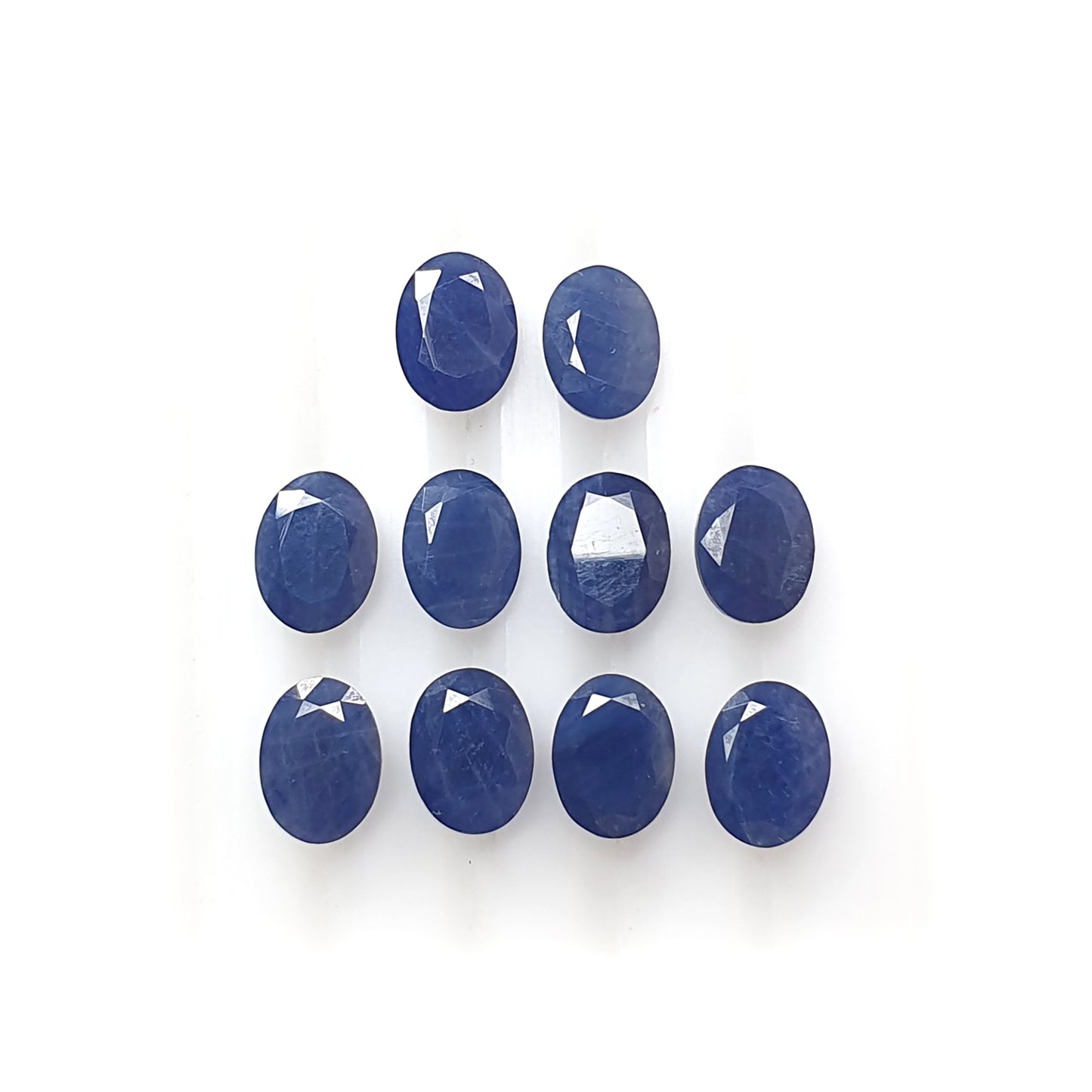 blue sapphire faceted oval shape
