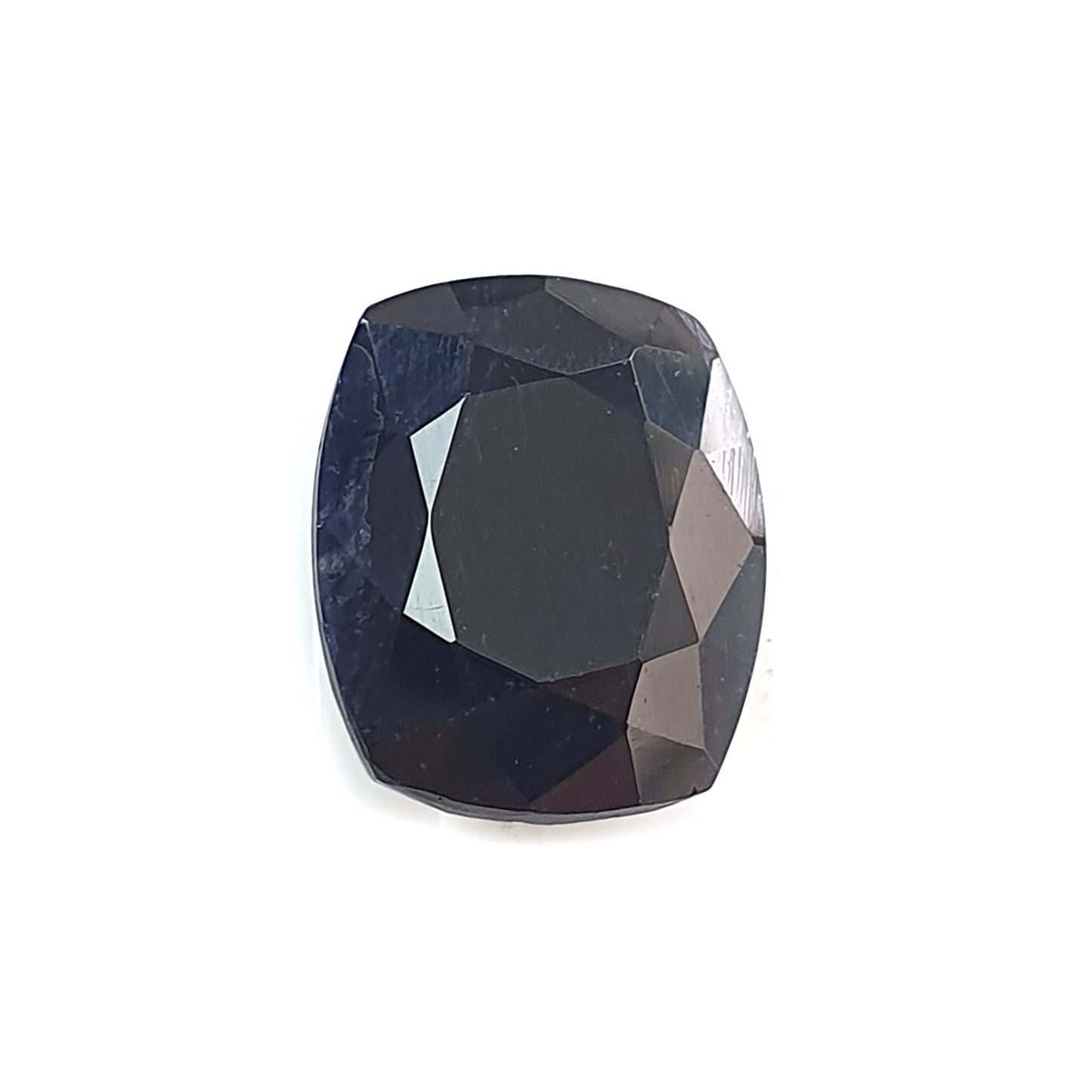 sapphire faceted cut gemstone