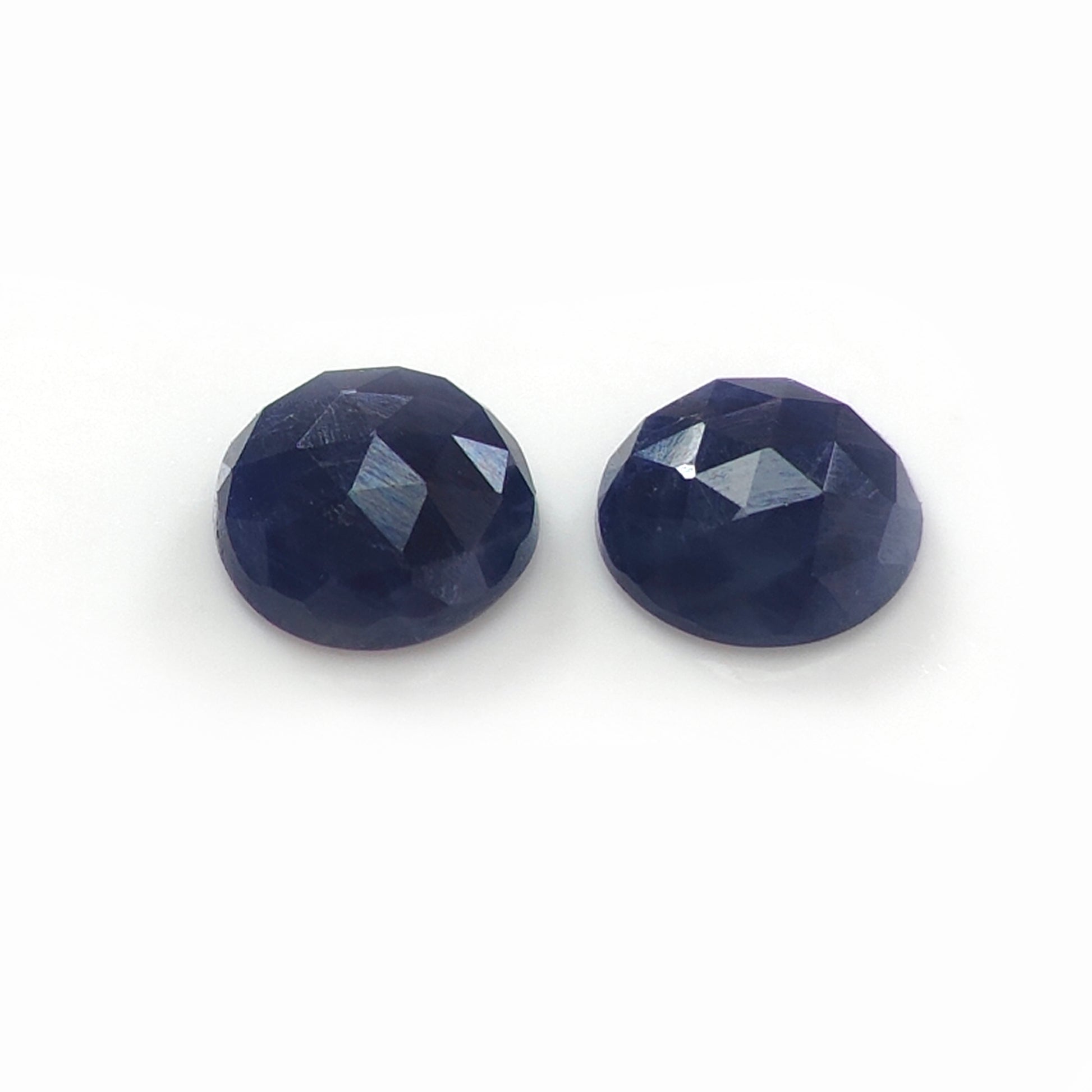 gemma di zaffiro blu
