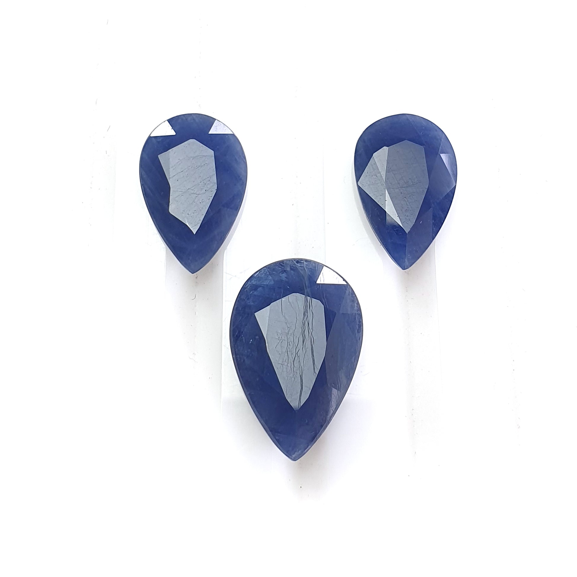 zaffiro blu per gioielli