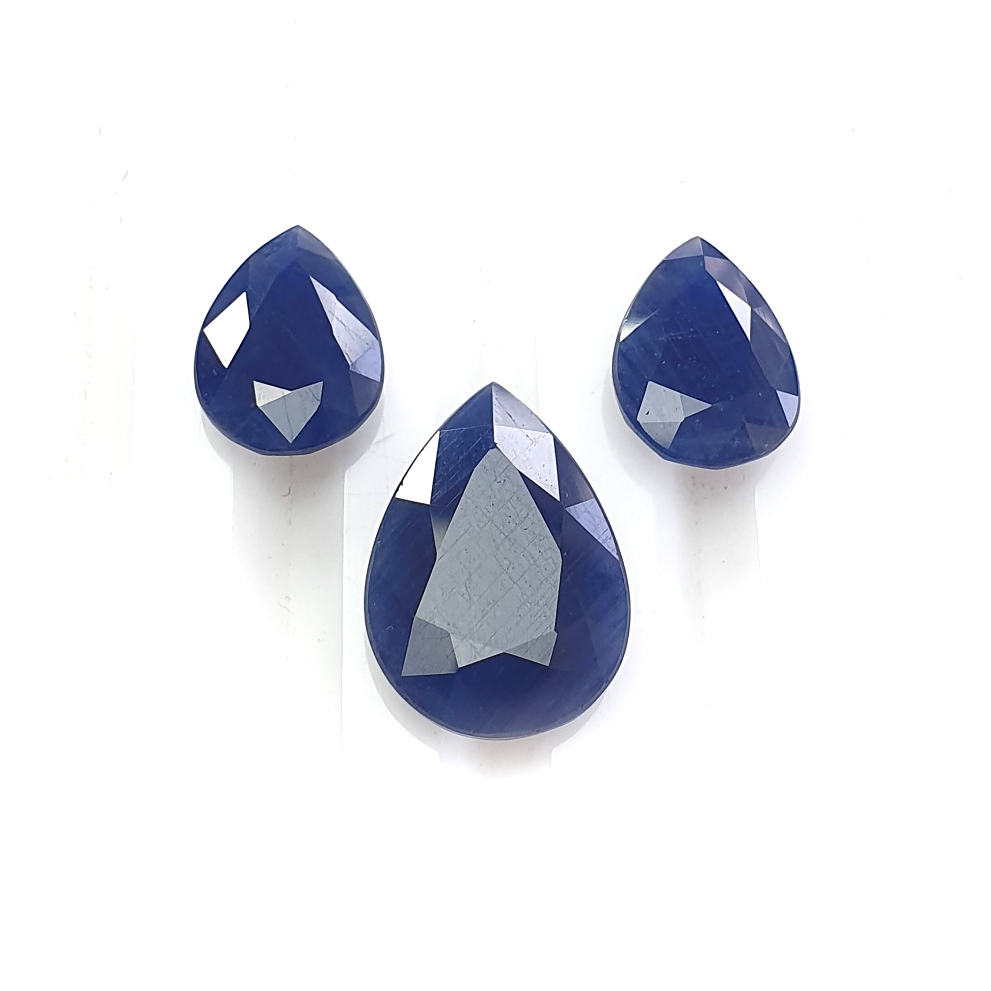 Blue Sapphire Gemstone Faceted Cut