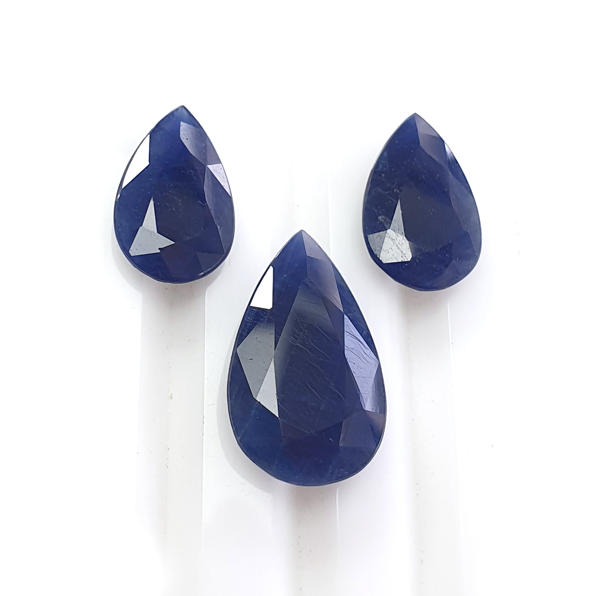 Blue Sapphire Fcceted Cut