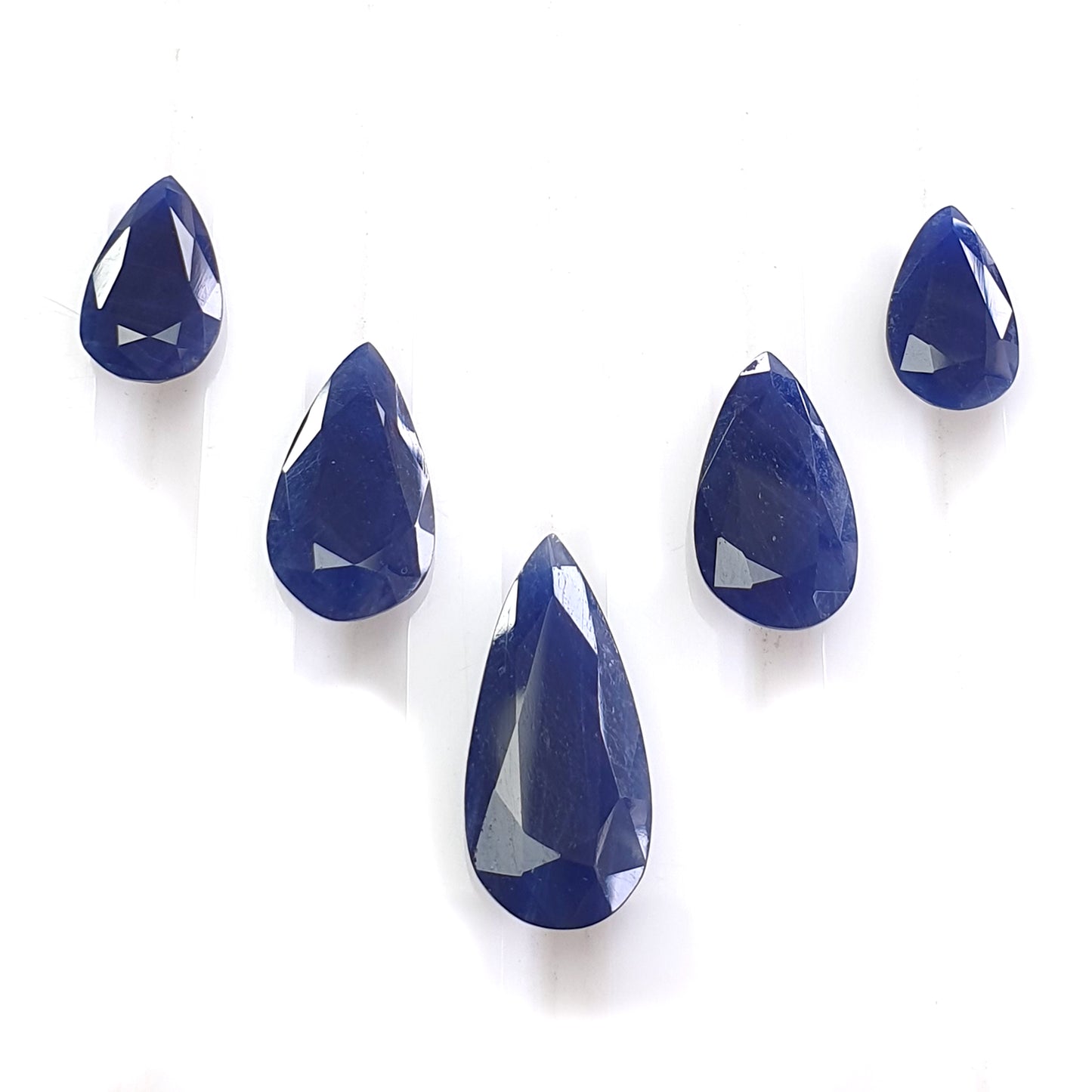 blauer Saphir für Schmuck