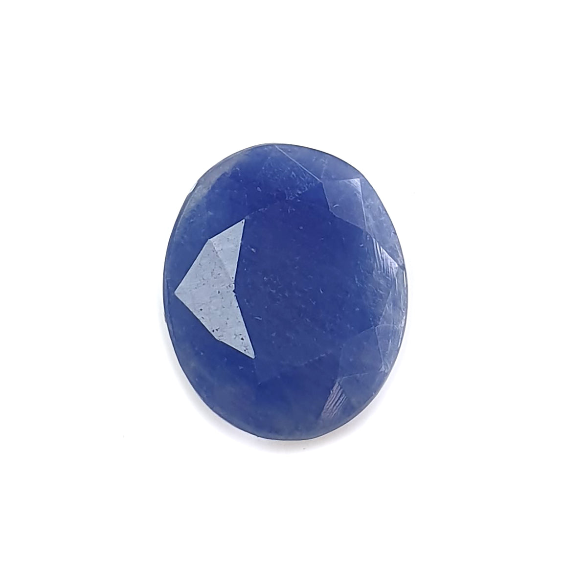 blue sapphire gemstone faceted cut