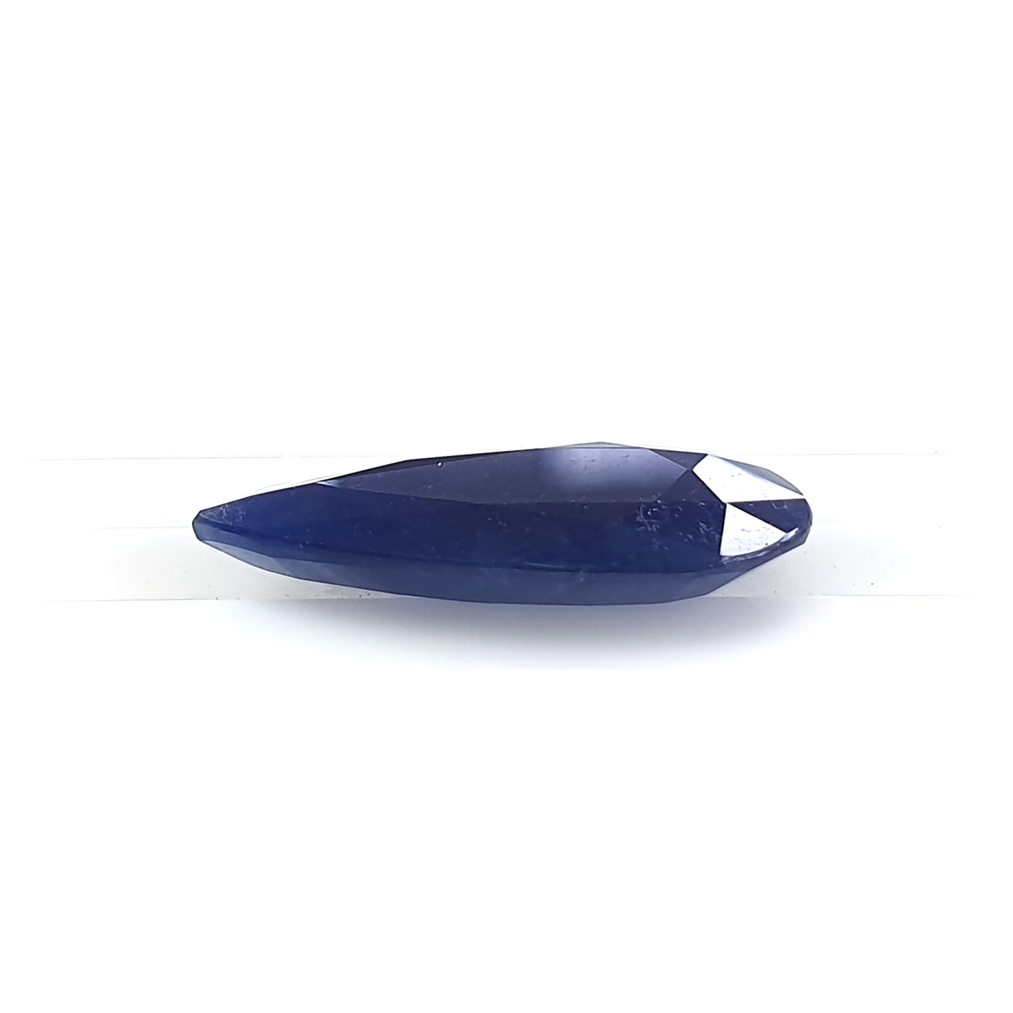 Saphir facettierter Schliff