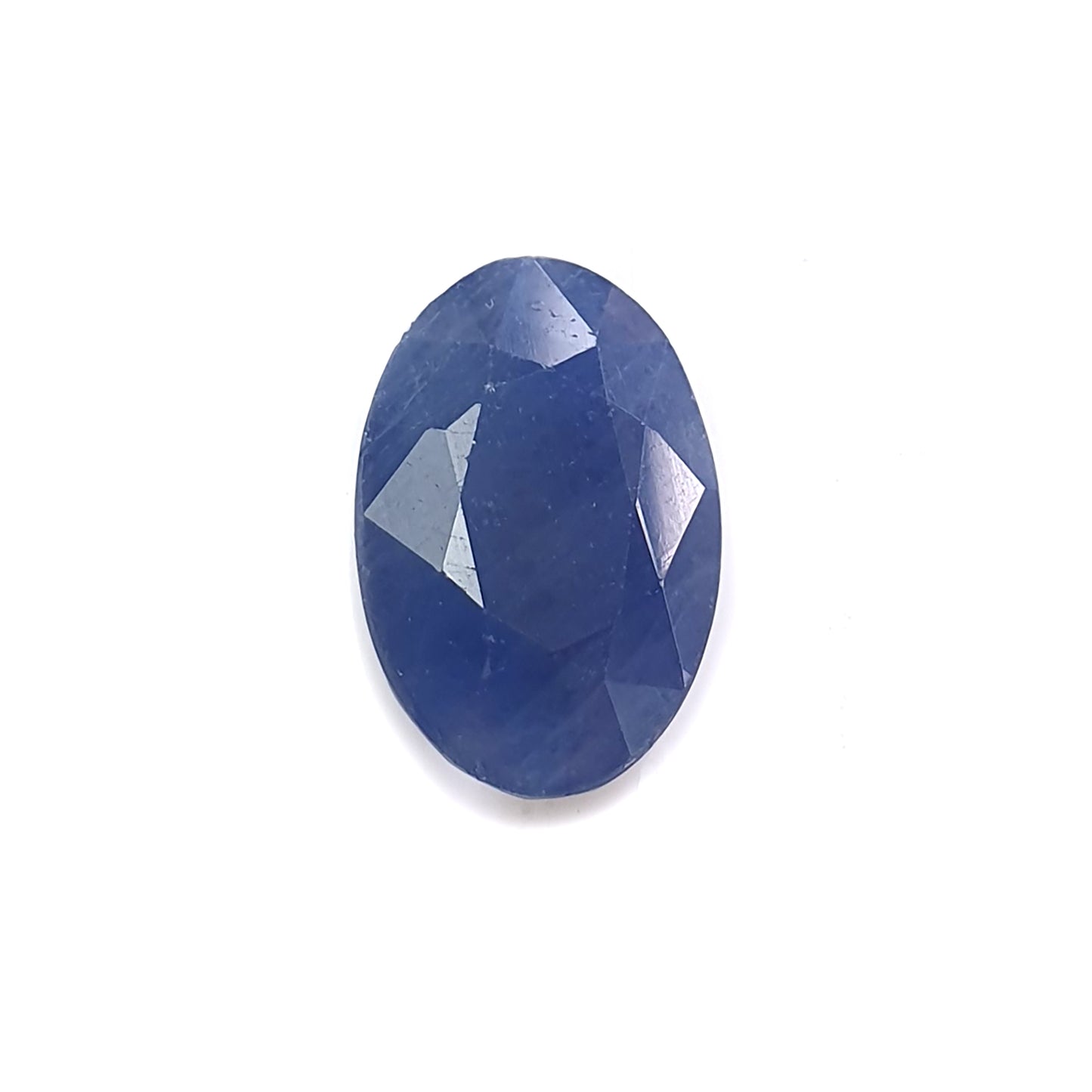 blue sapphire facetde cut gemstone