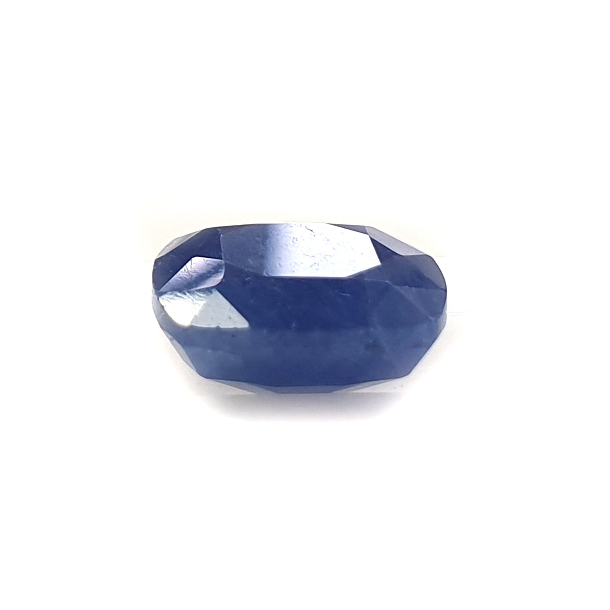 未经处理的蓝色蓝宝石