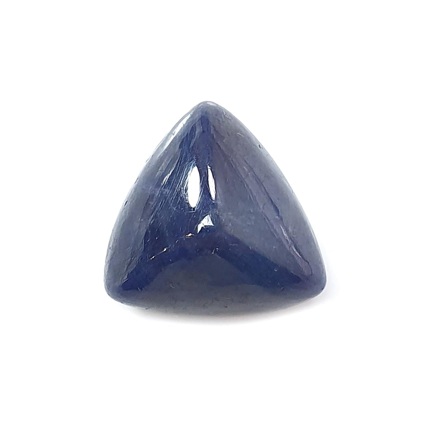 Cabochon di zaffiro blu