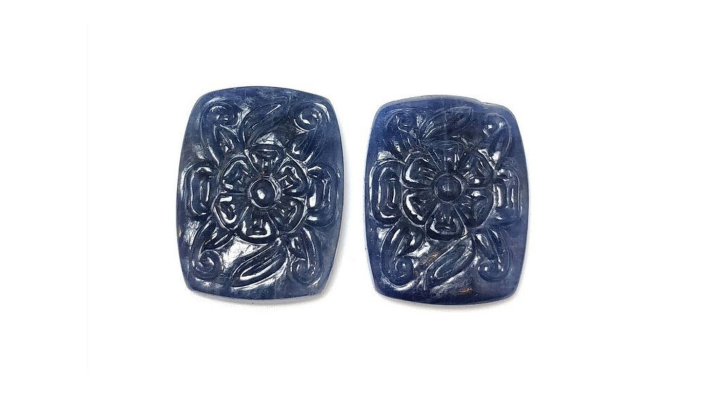 ブルーサファイアのクッション彫刻