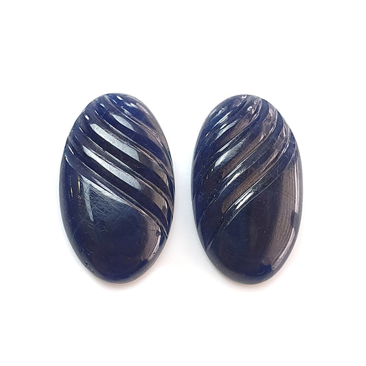 blue sapphire carving gemstone