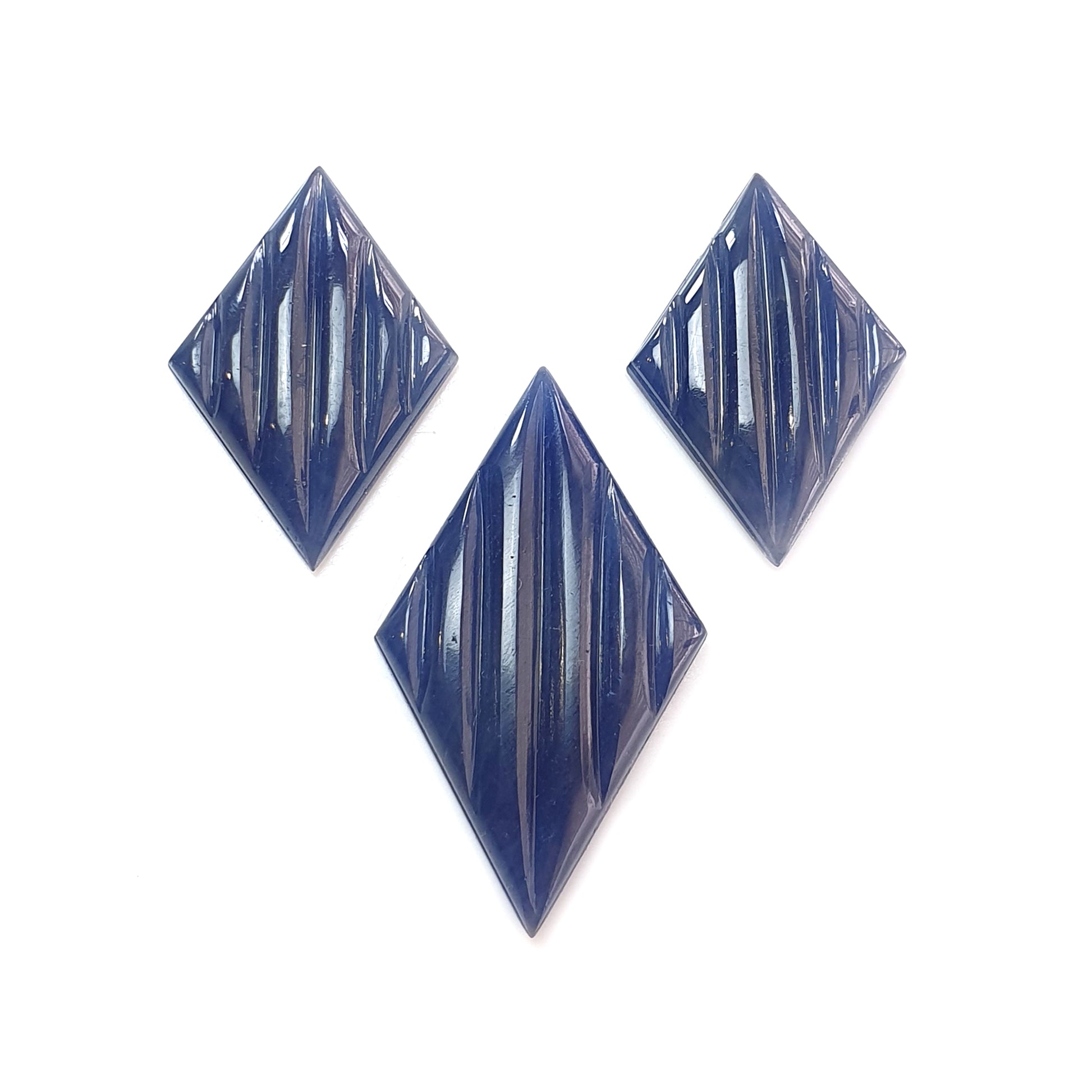 blue sapphire carving gemstone