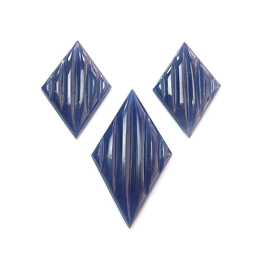 blue sapphire carving gemstone