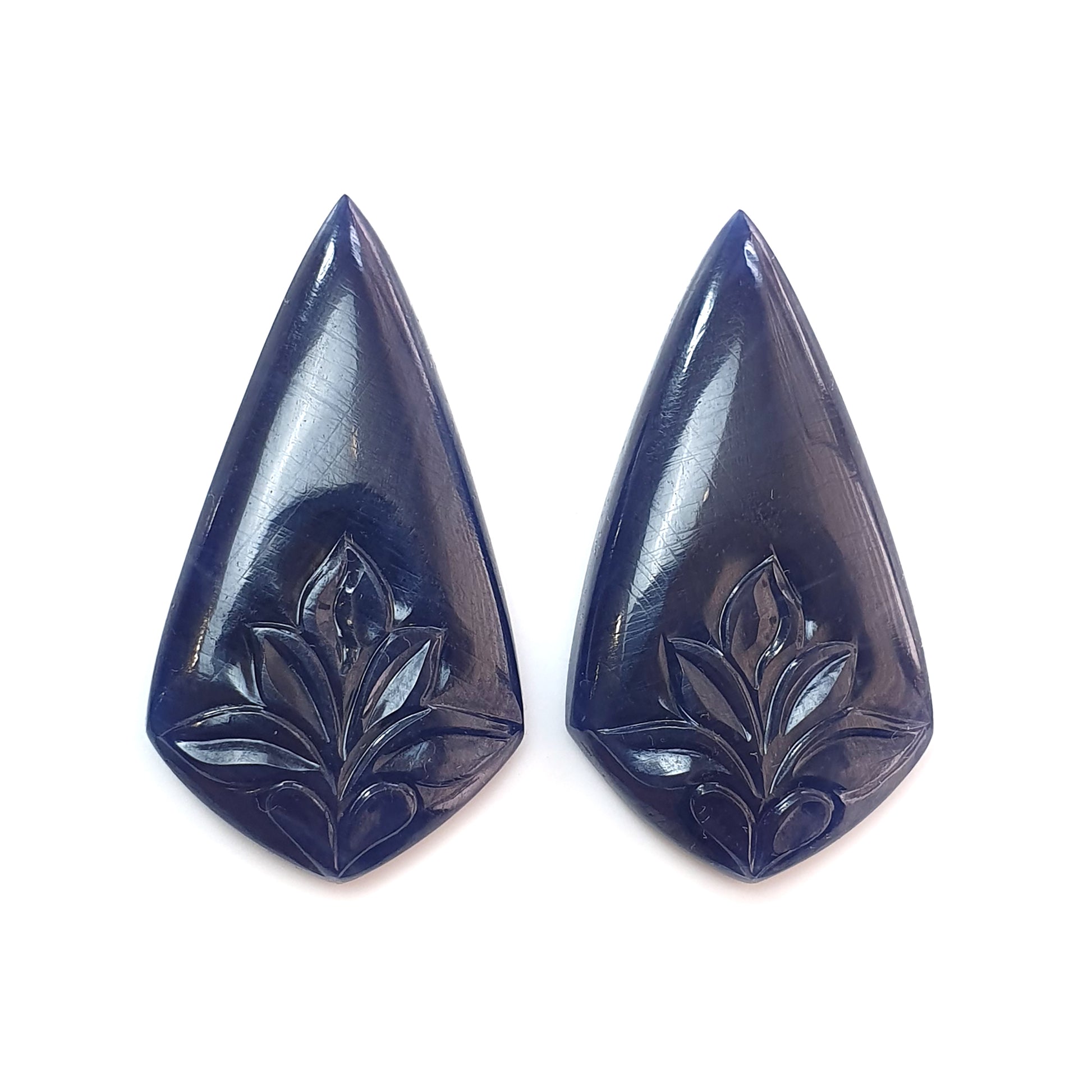 blue sapphire carving gemstone