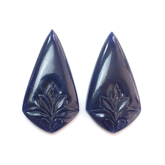 blue sapphire carving gemstone