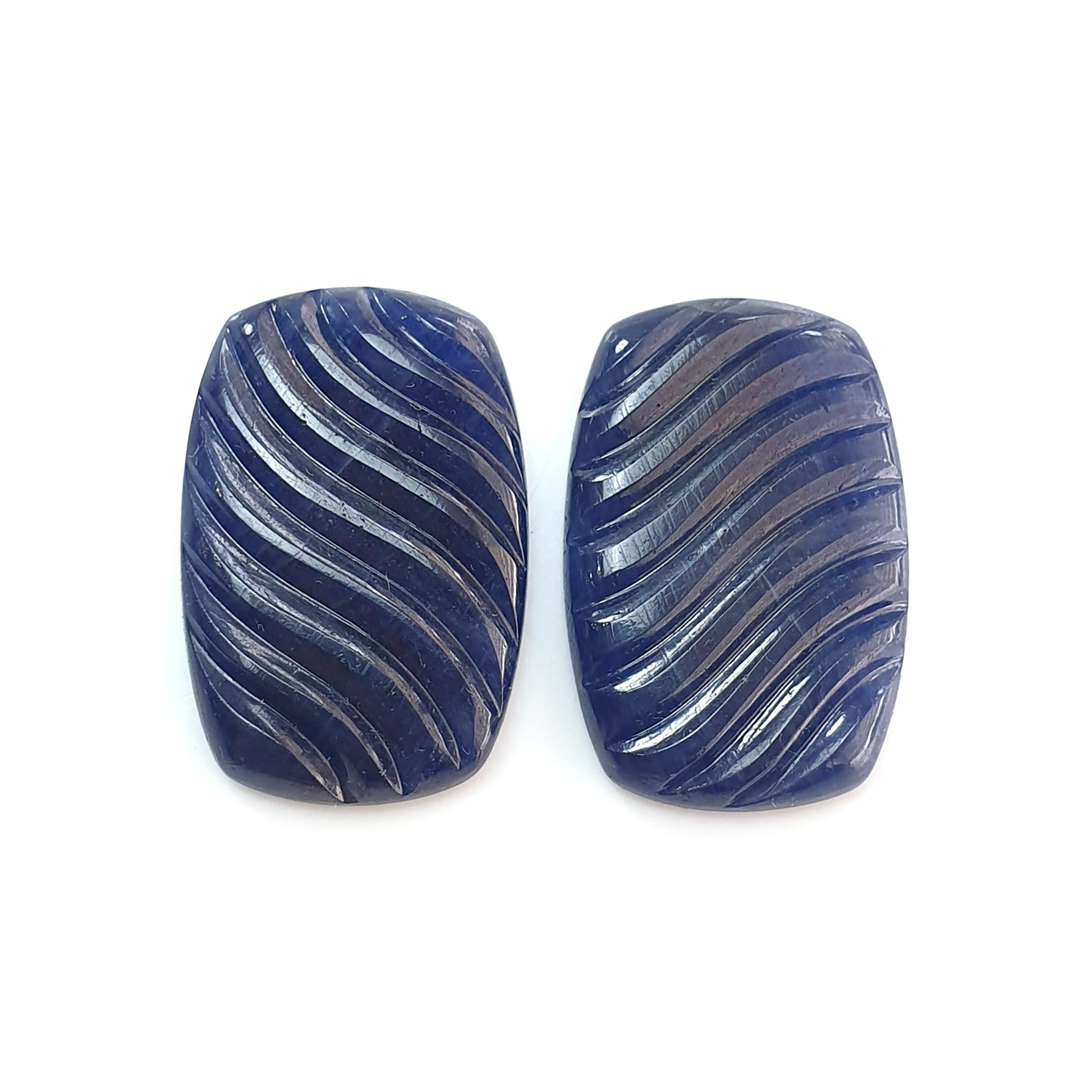 blue sapphire carving gemstone