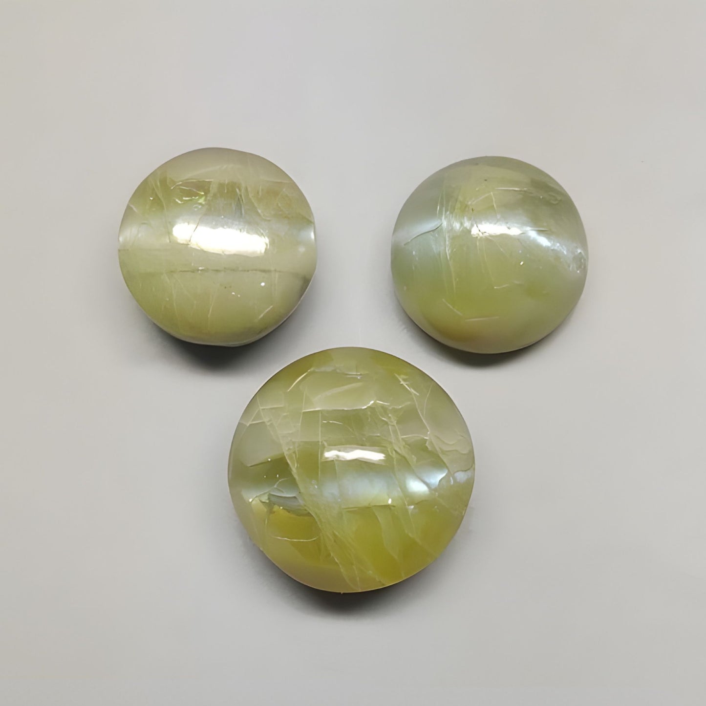 cat's eye round shape cabochon