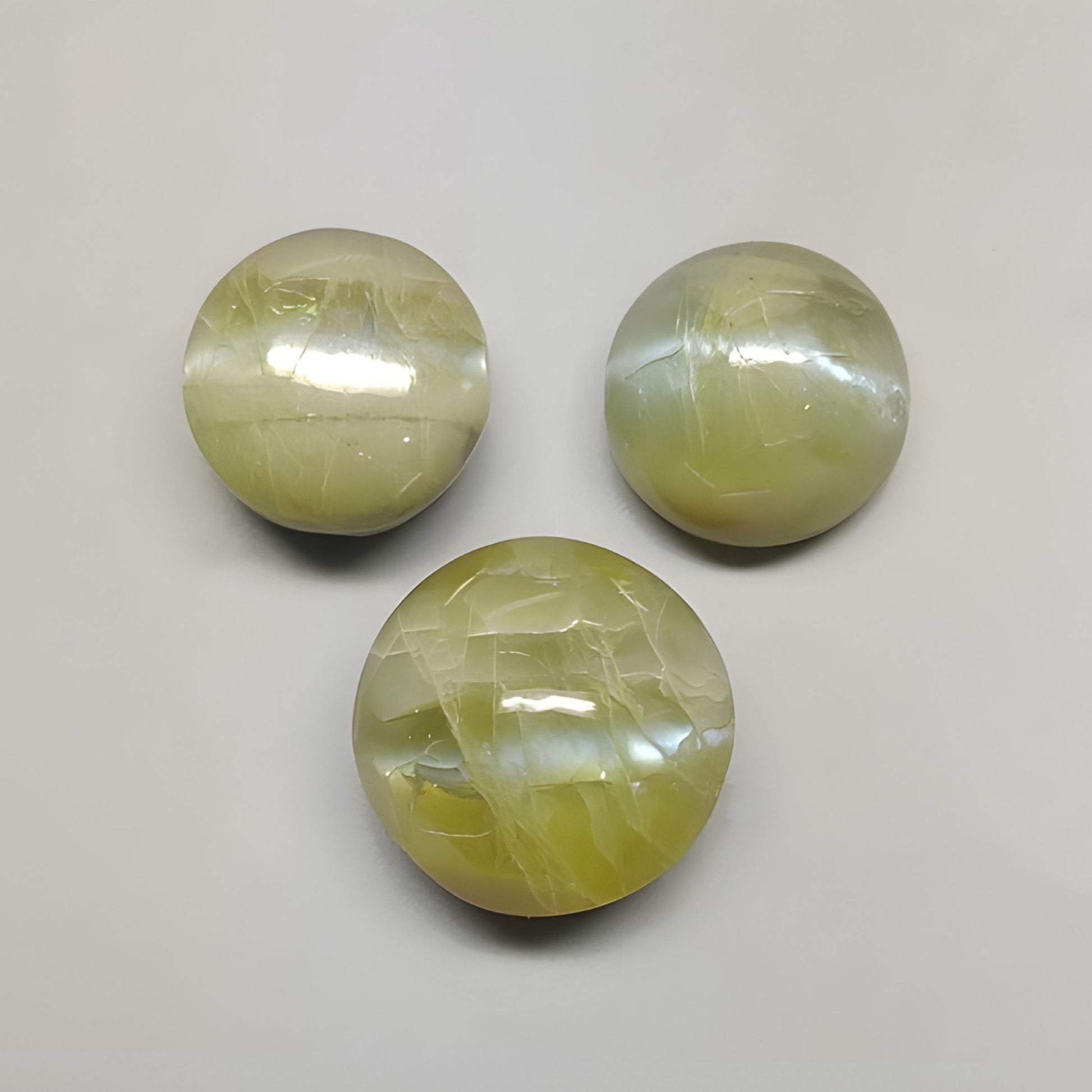 cat's eye round shape cabochon