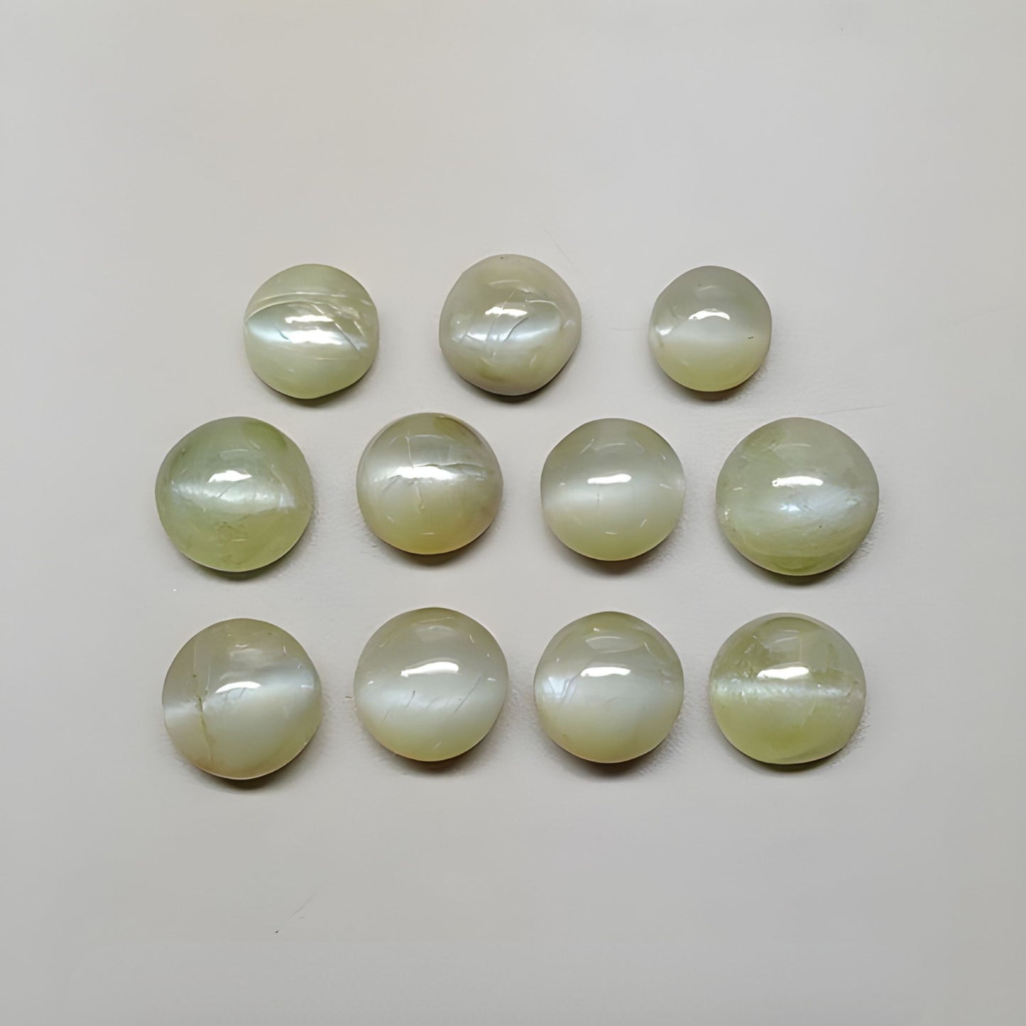 cat's eye cabochon