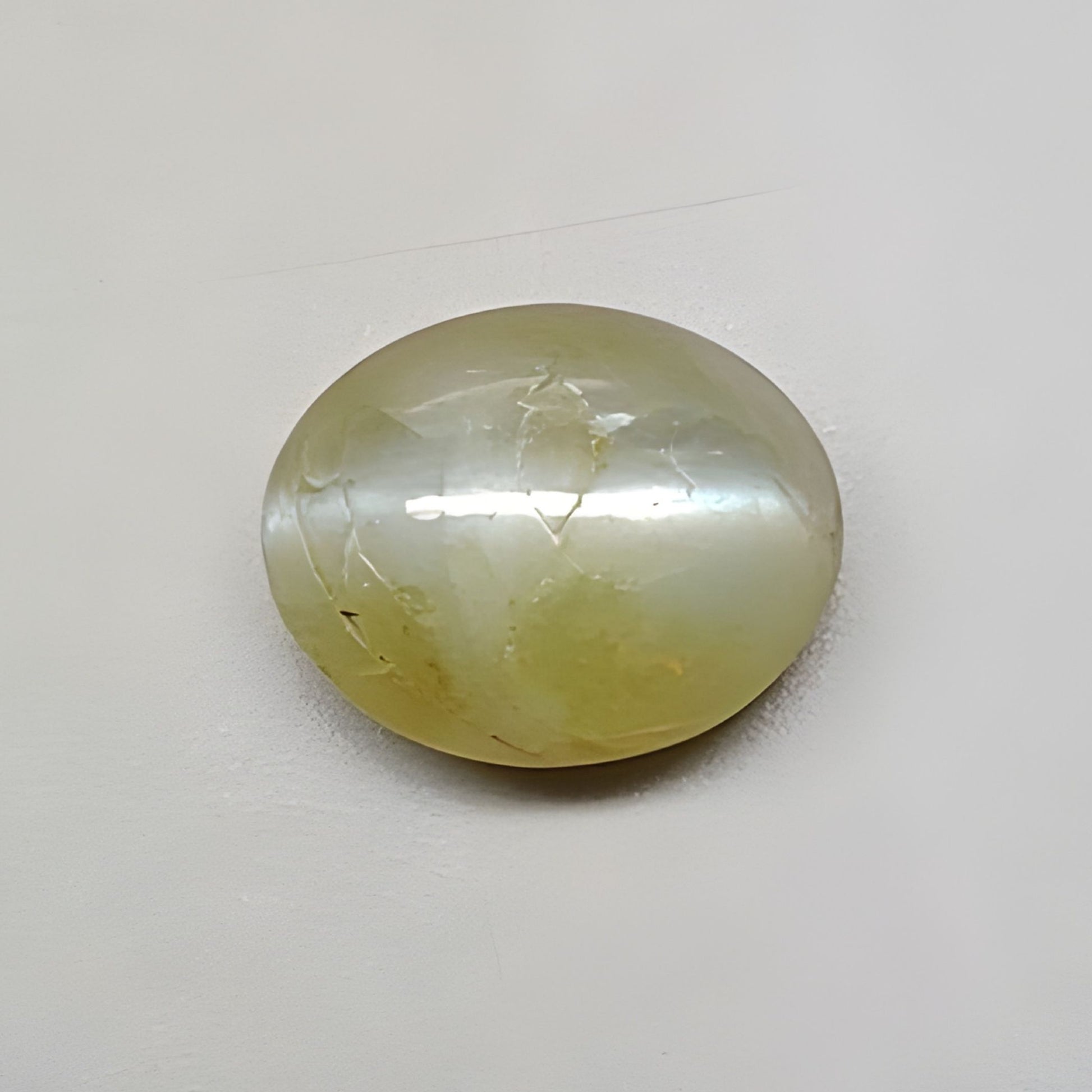 CHRYSOBERYL CAT'S EYE CABOSHON