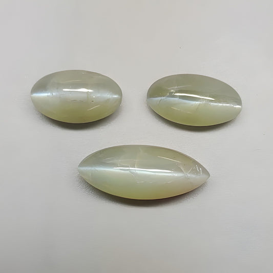 cat's eye cabochon gemstone