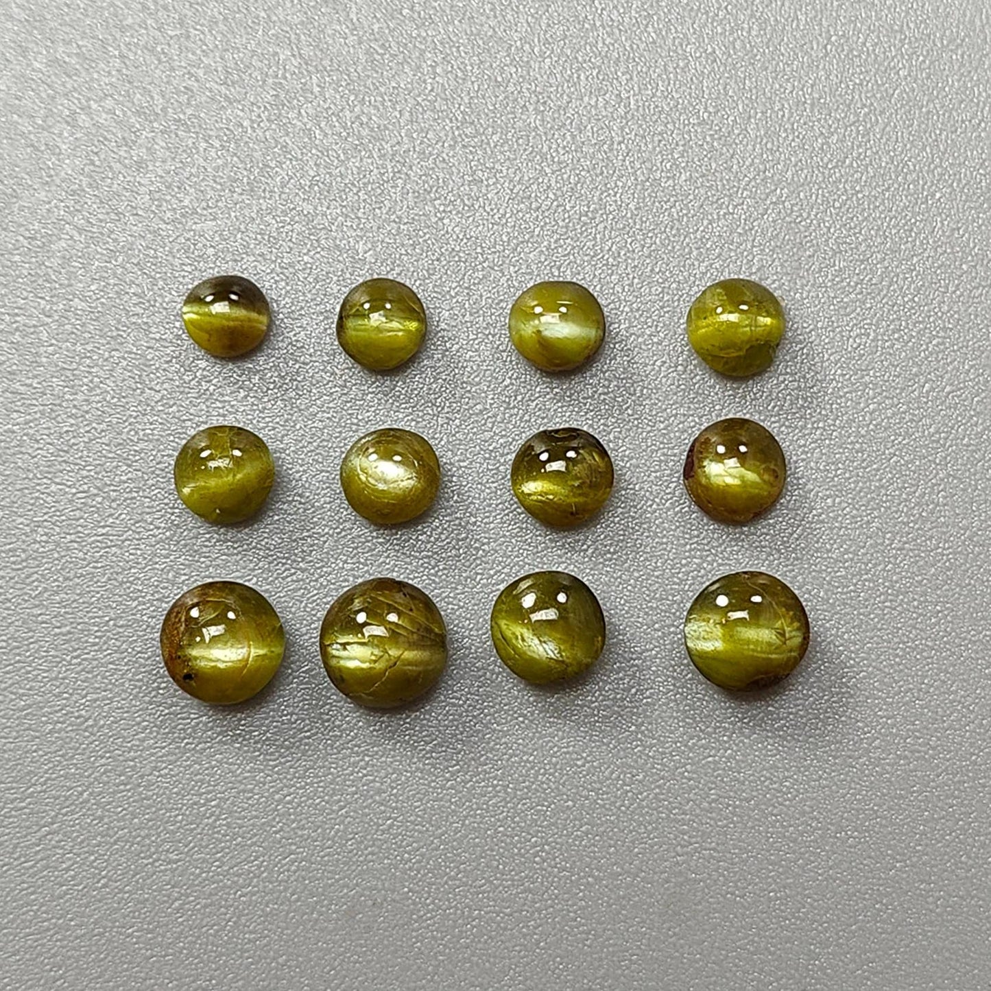 Chrysoberyl Cat's Eye Gemstone Cabochon: Natural Untreated Unheated Cat's Eye Round Shape 12pcs, 13pcs Lots For Jewelry June Birthstone