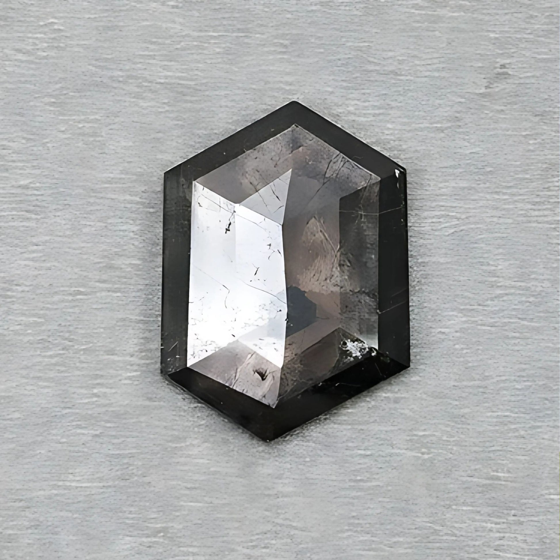 チョコレートサファイア六角形ファセットカット