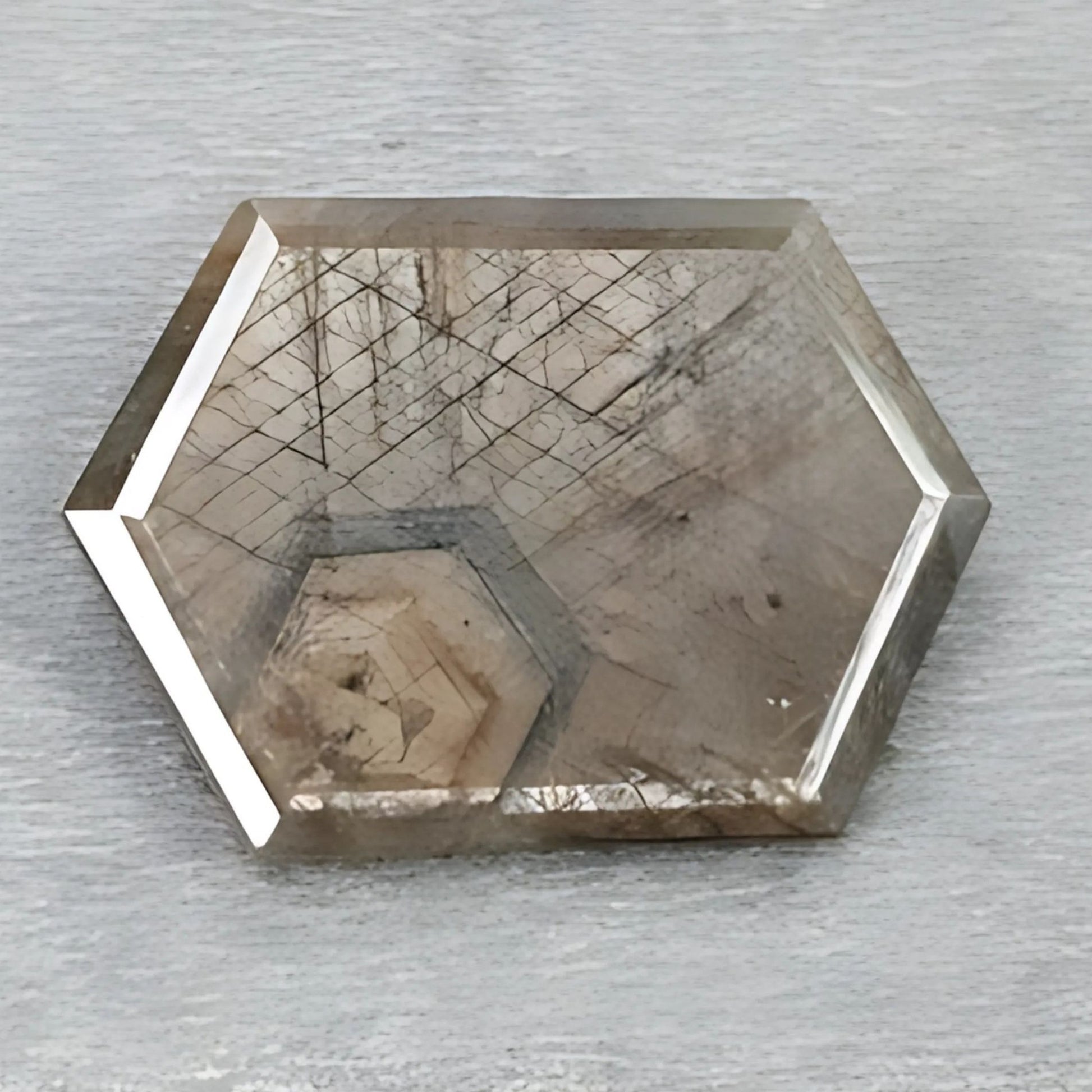 チョコレートサファイア六角形ファセットカット