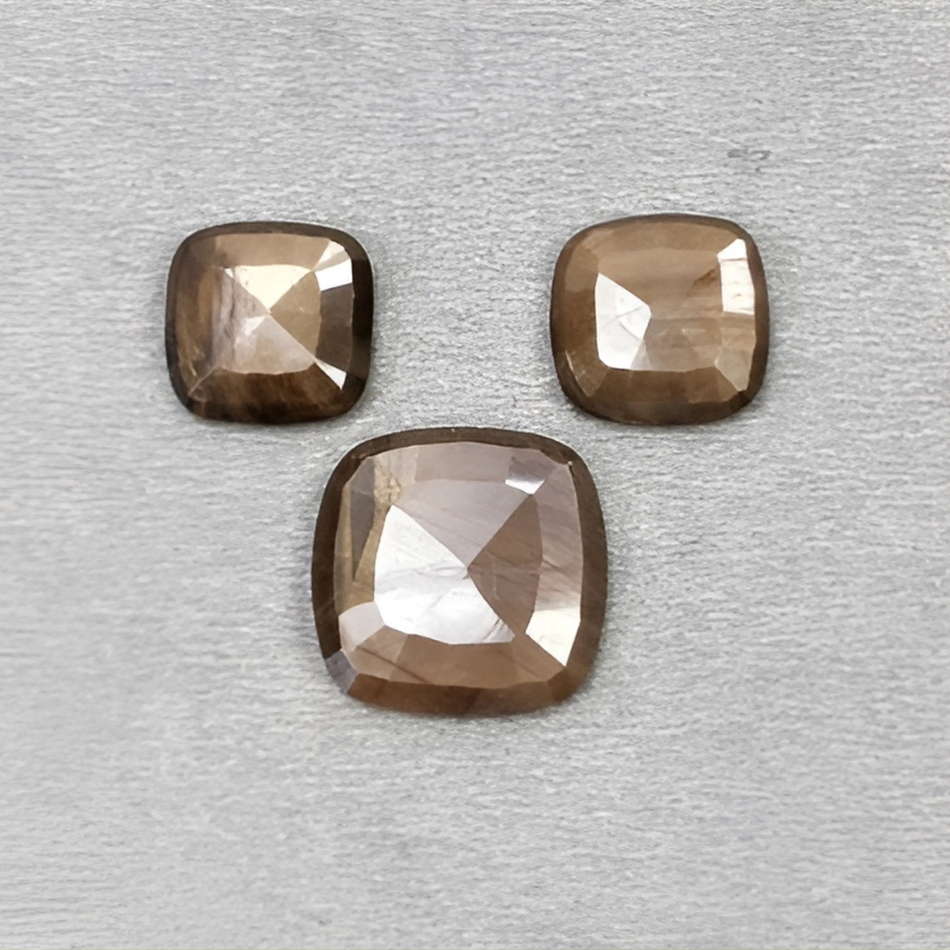 天然未処理サファイア