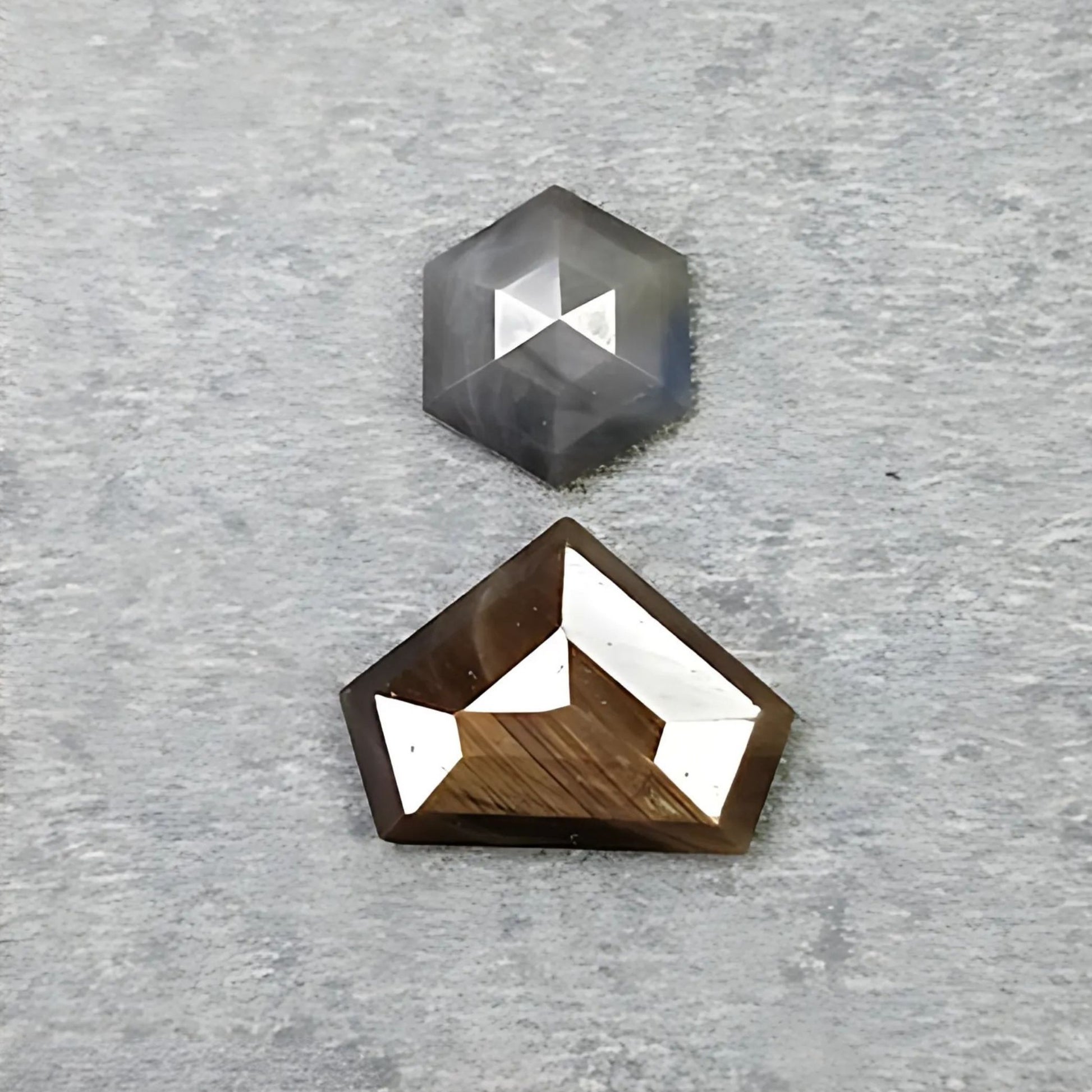 天然未经处理的蓝宝石