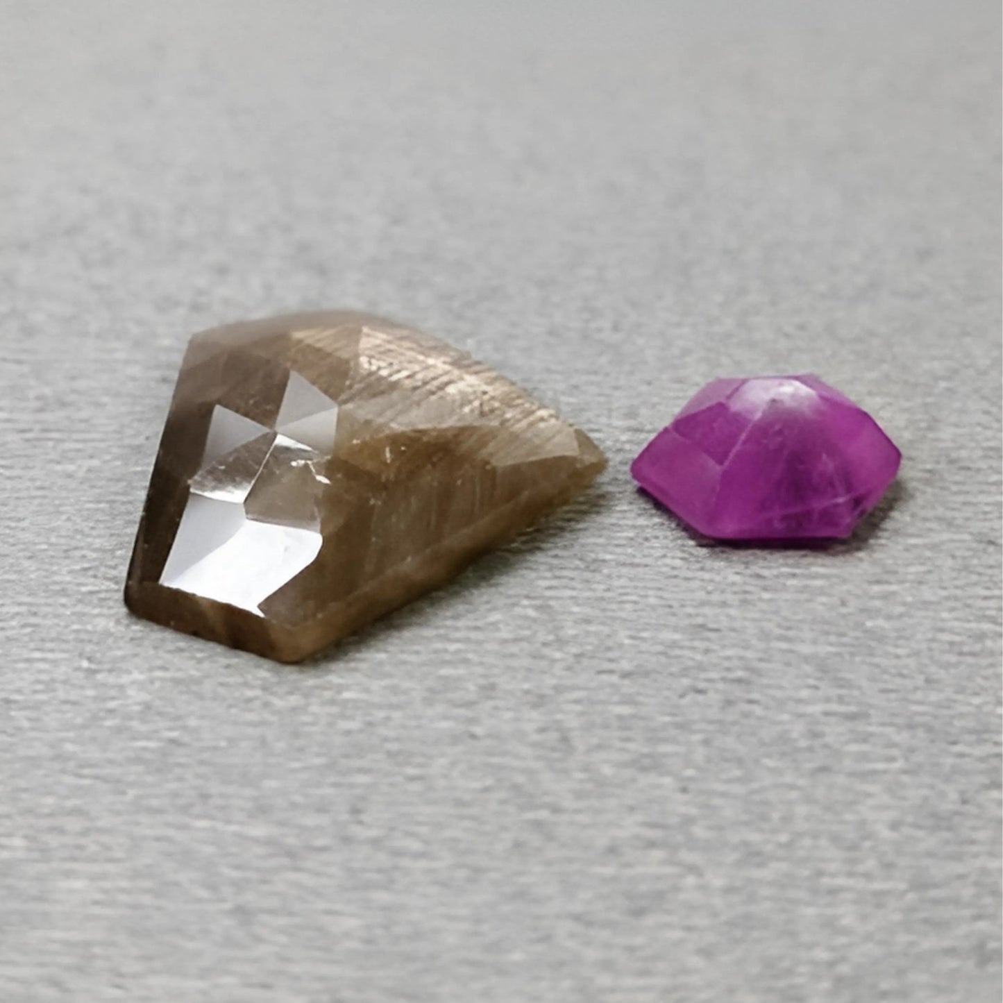 サファイア ローズカット ファンシーシェイプ