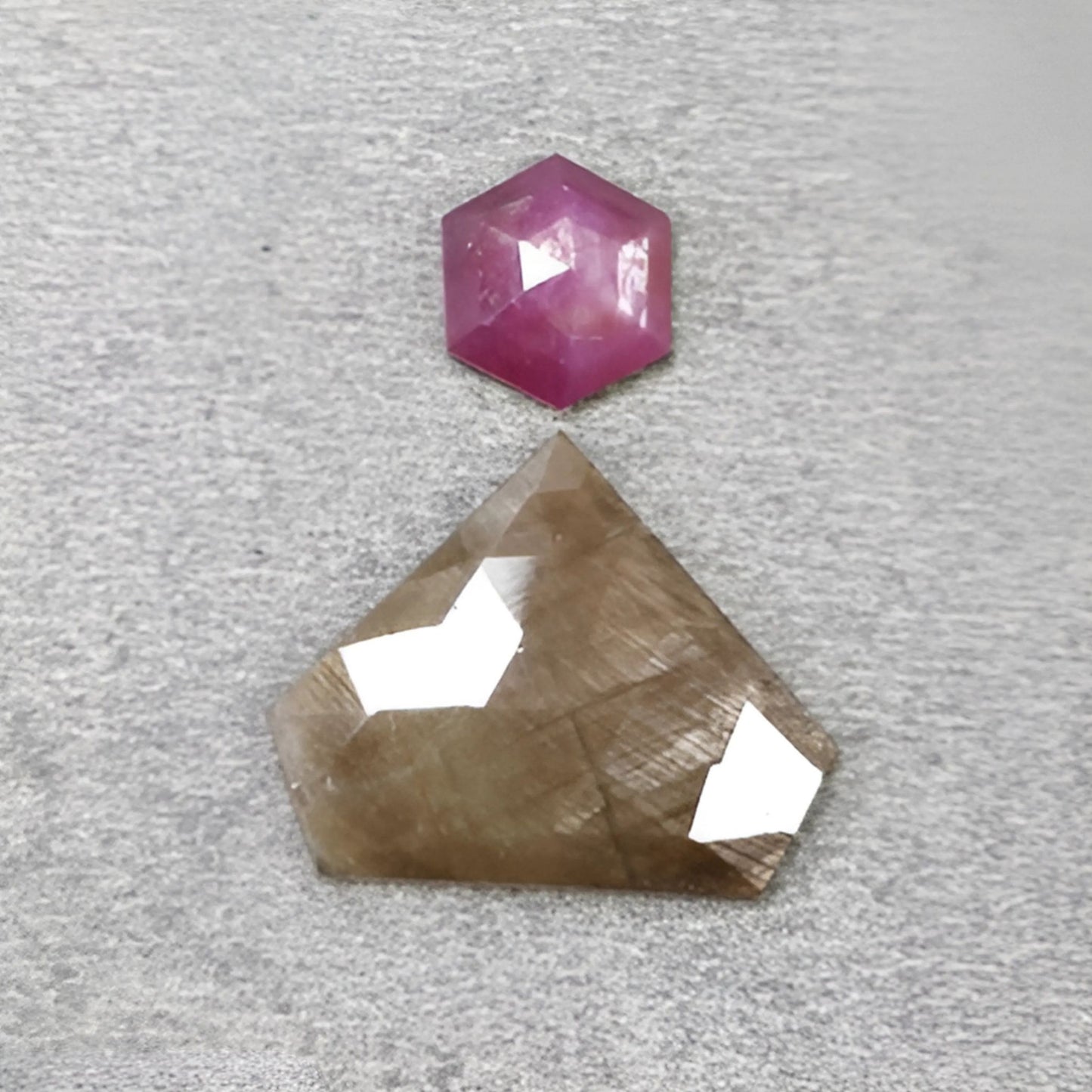 サファイア ローズカット ファンシーシェイプ