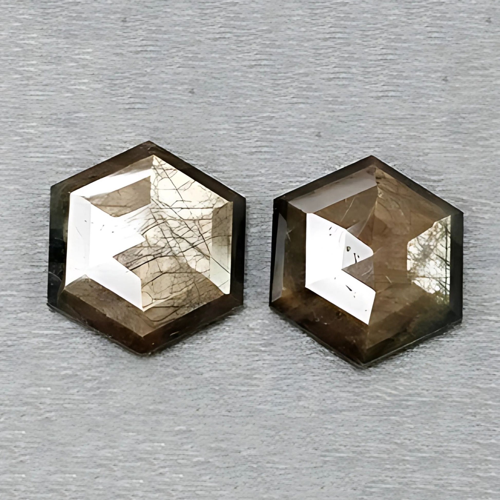 天然未经处理的蓝宝石