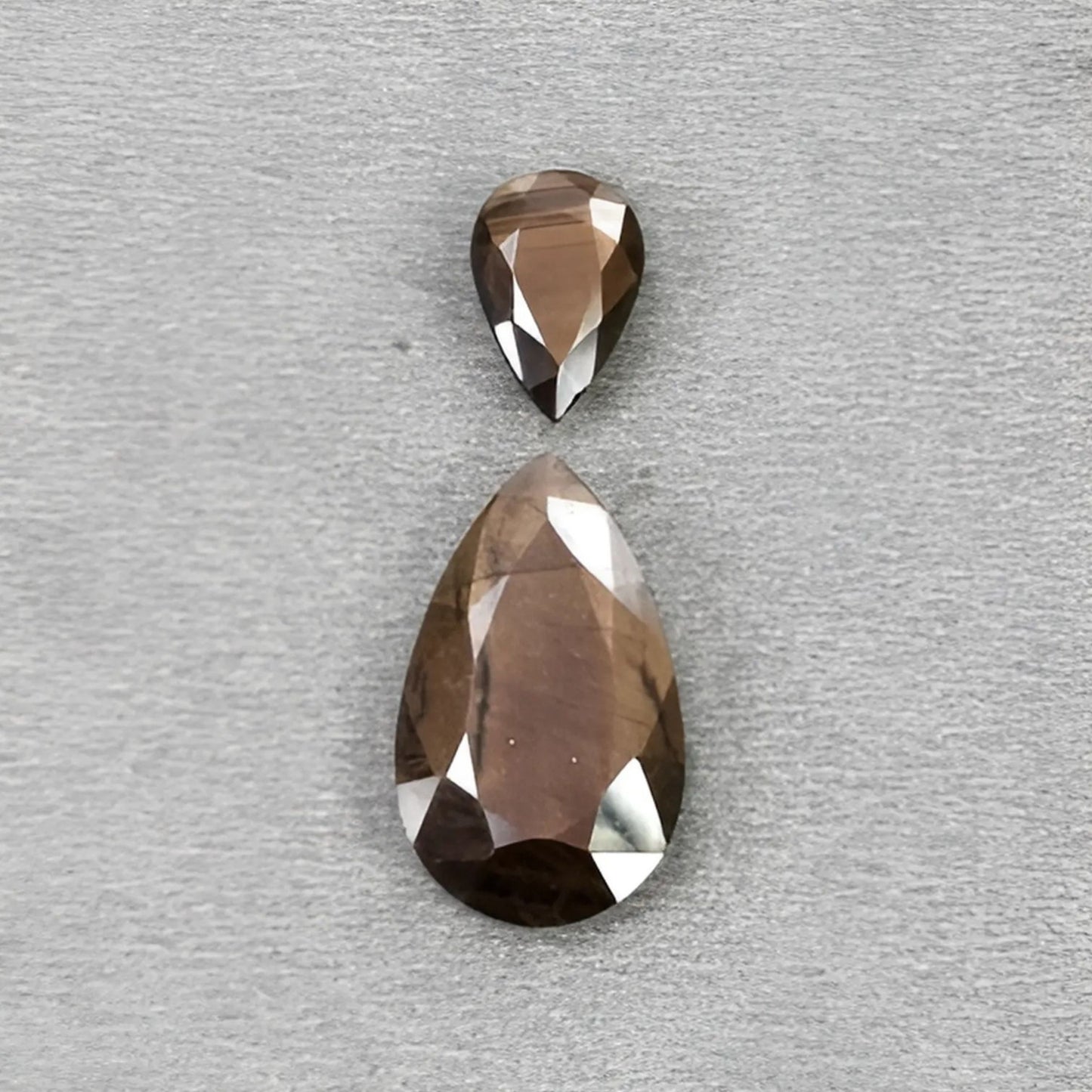 宝飾品用のサファイア