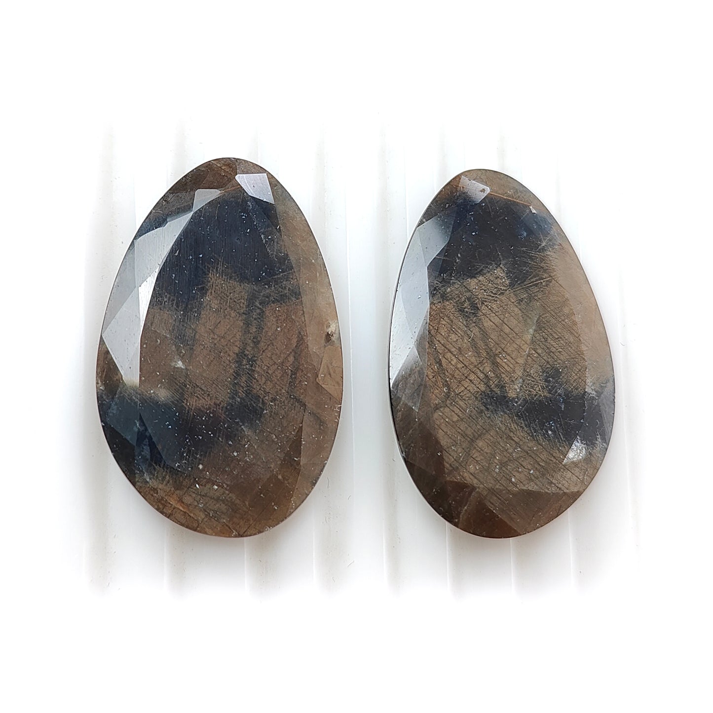 golden chocolate sapphire fancy faceted cut