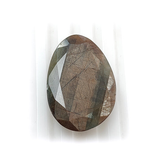 chocolate sapphire fancy faceted cut