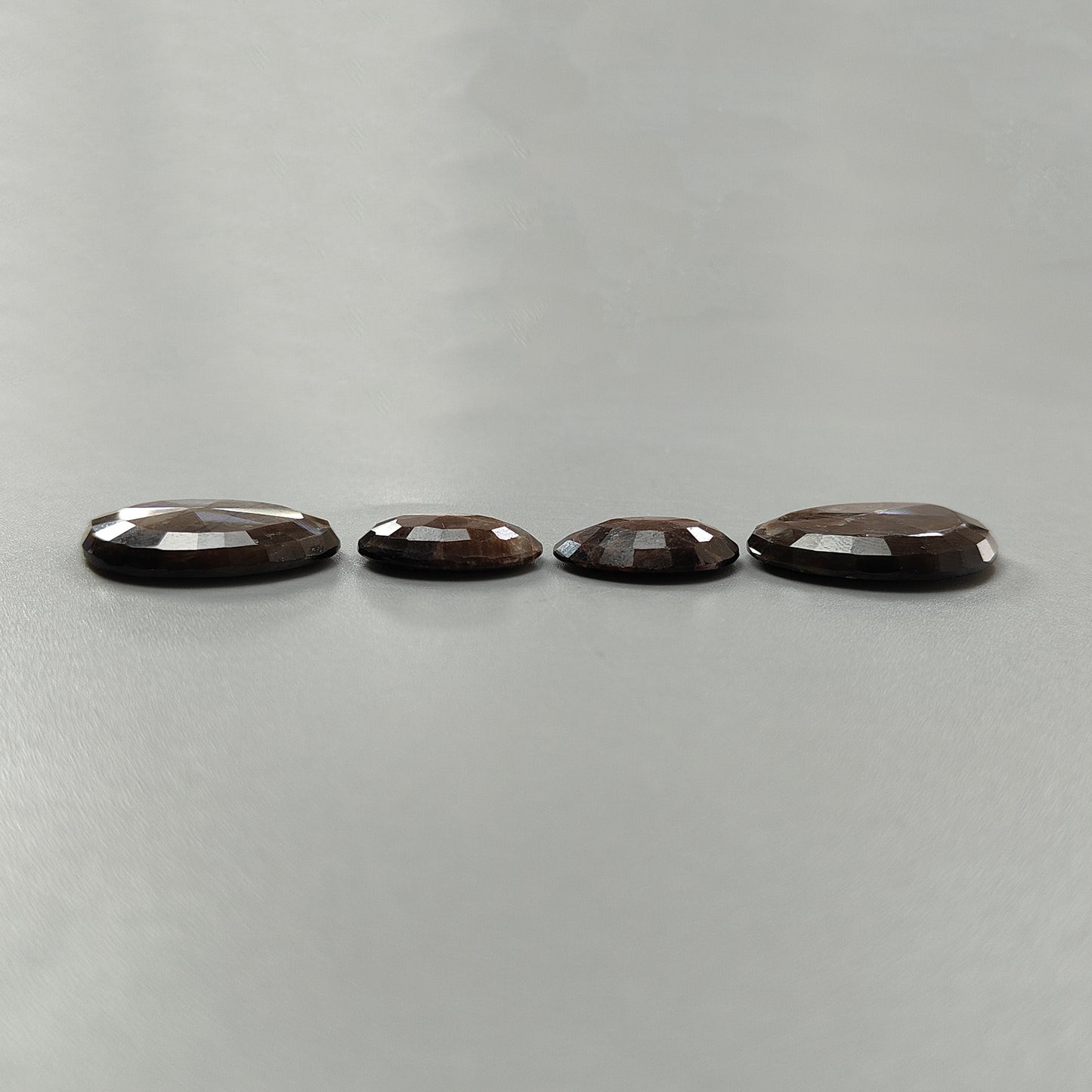 サファイアのファクトカット