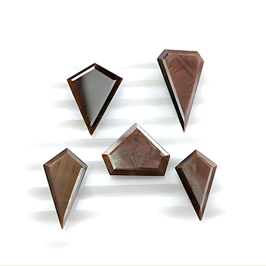 chocolate sapphire triangle faceted cut