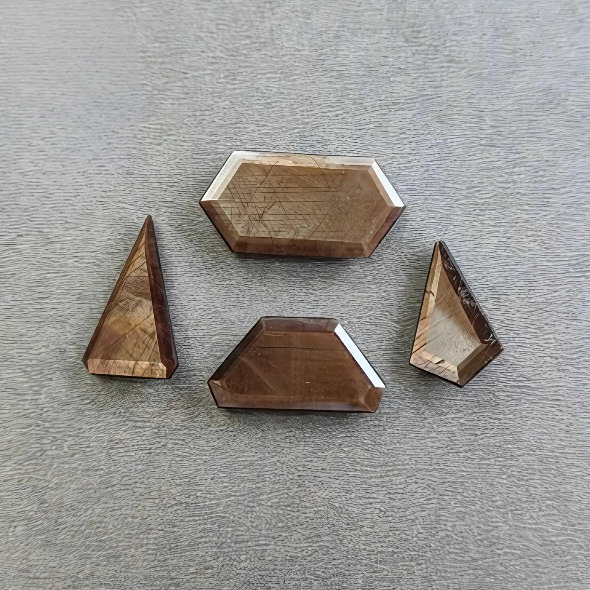 チョコレートサファイアファンシーファセットカット