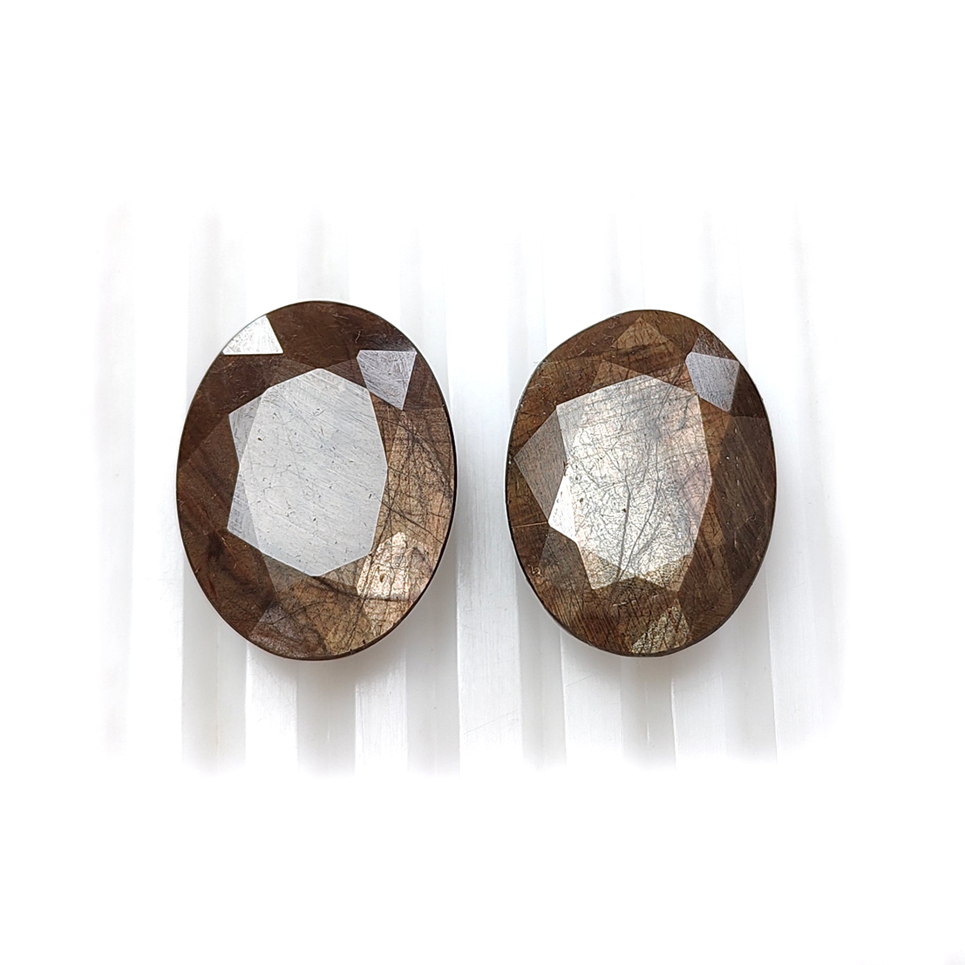 sapphire oval shape faceted cut