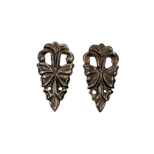 chocolate sapphire pear carving