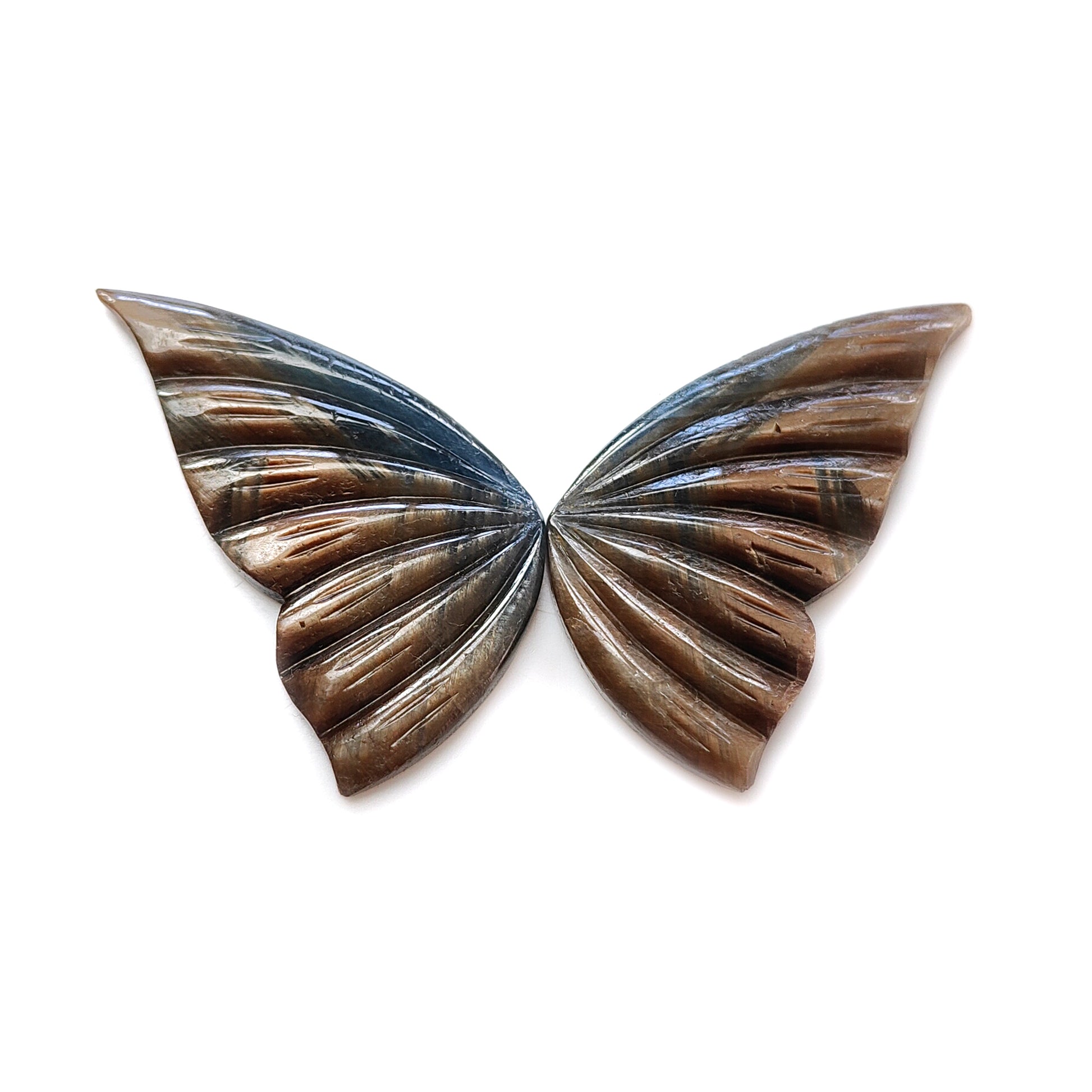 golden chocolate sapphire butterfly carving