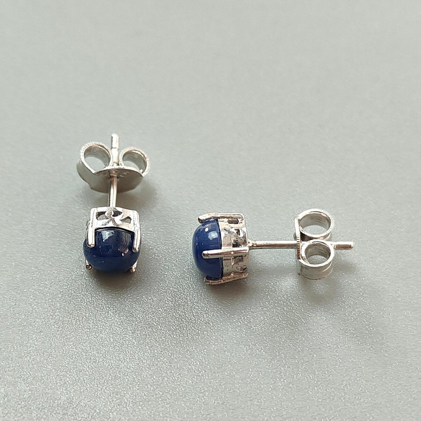 Blue Sapphire Plain Silver Earring: 1.95gms Natural Untreated Sapphire Round 925 Sterling Silver Prong Set Push Back Stud Earring 0.75"