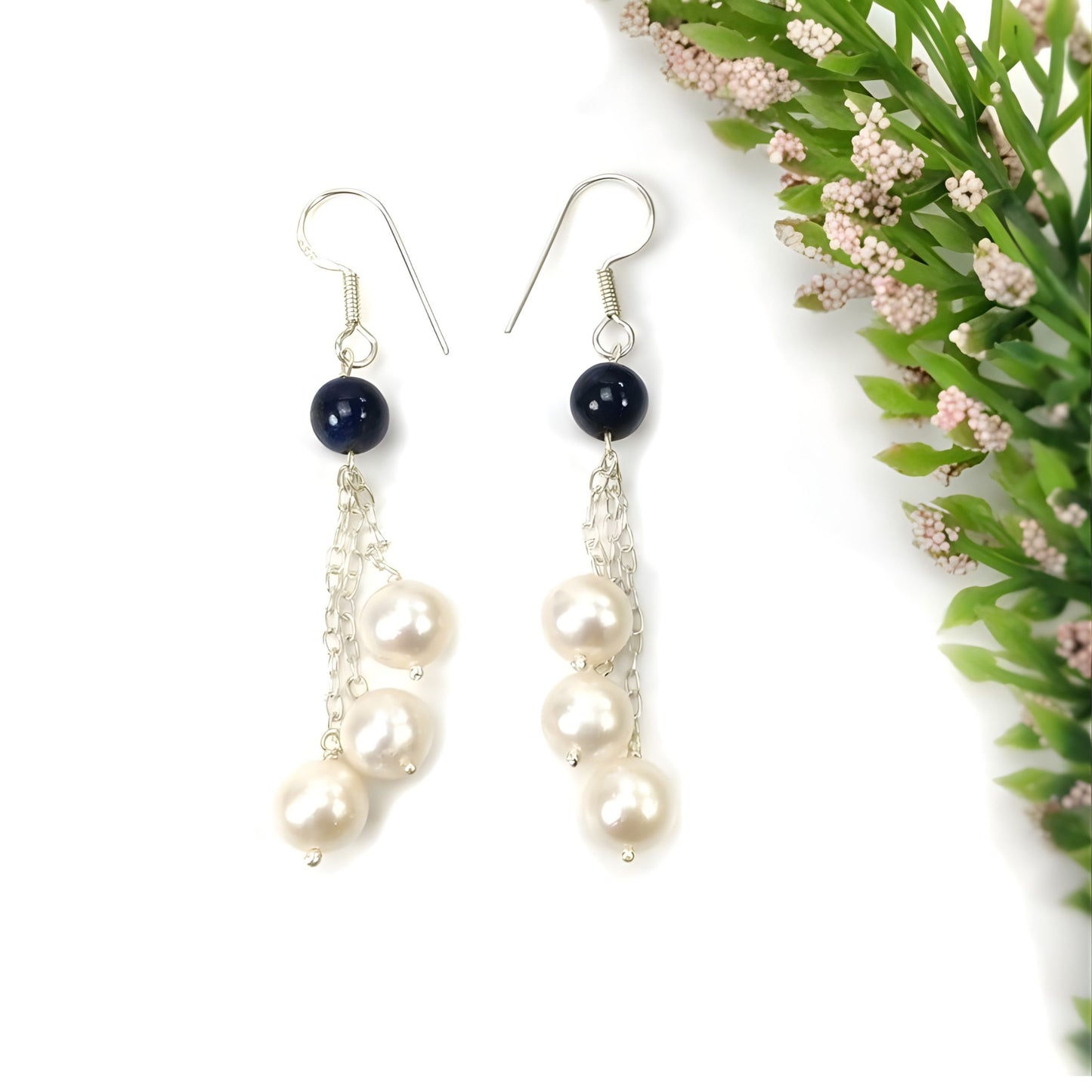 蓝宝石、珍珠串珠耳环