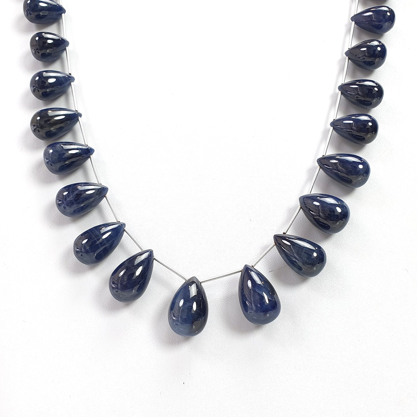 Blue Sapphire Plain Beads Necklace : 649.80cts Natural Sapphire Gemstone Plain Teardrop Beads Necklace 14mm - 22.5mm 20"