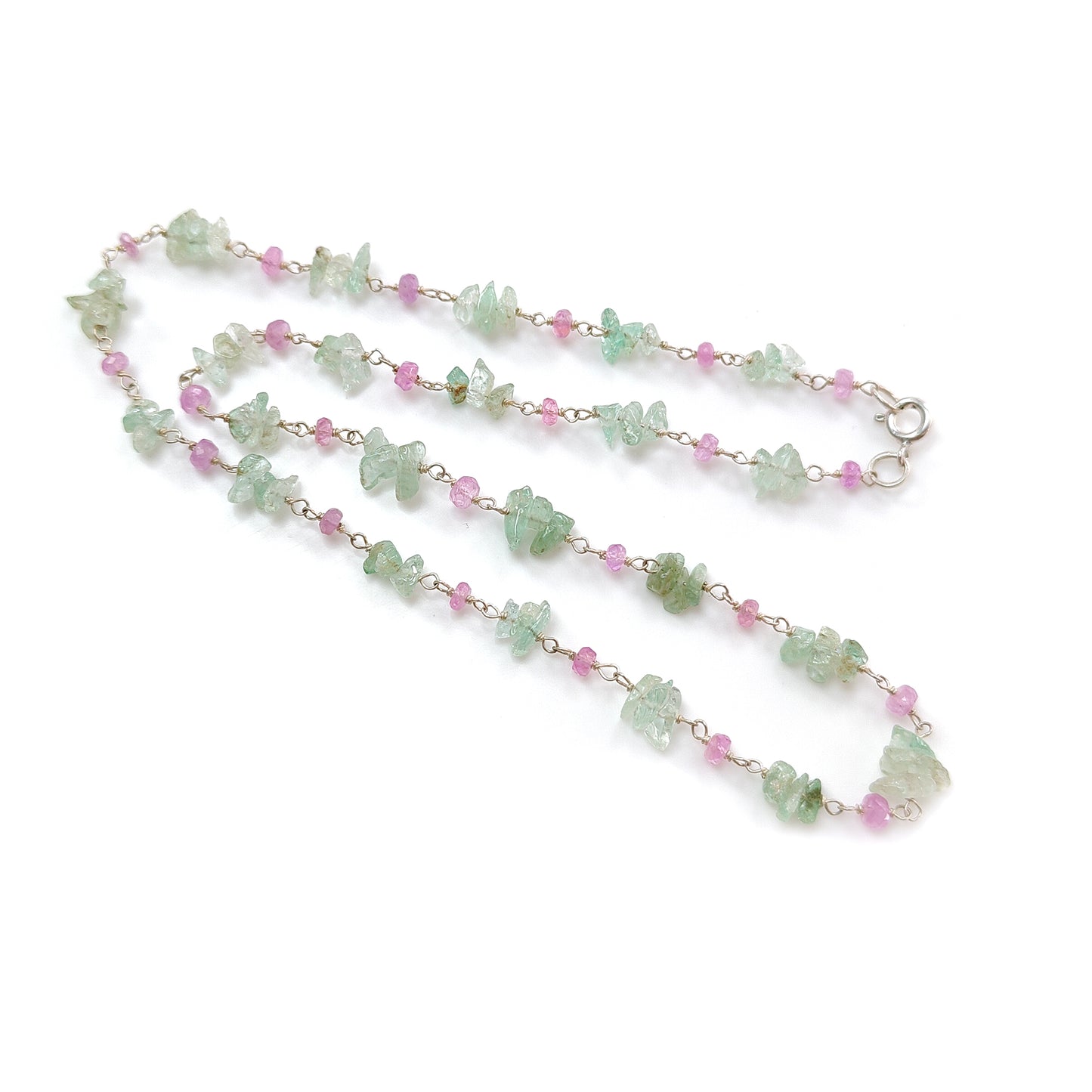 Ожерелье с бусинами из розового сапфира