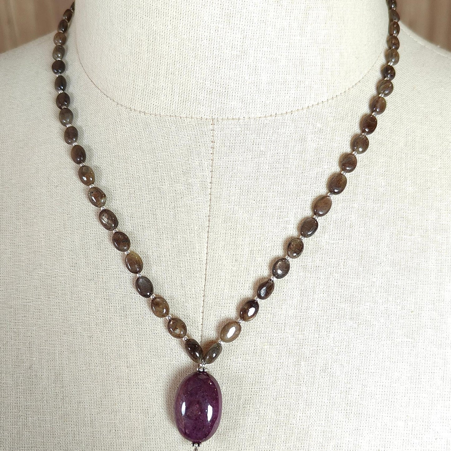 Golden Chocolate Sapphire Gemstone Beads Necklace: 25.21gms Natural Ruby, Sapphire Plain Oval 925 Silver Necklace 6*5mm - 8*6mm 20"