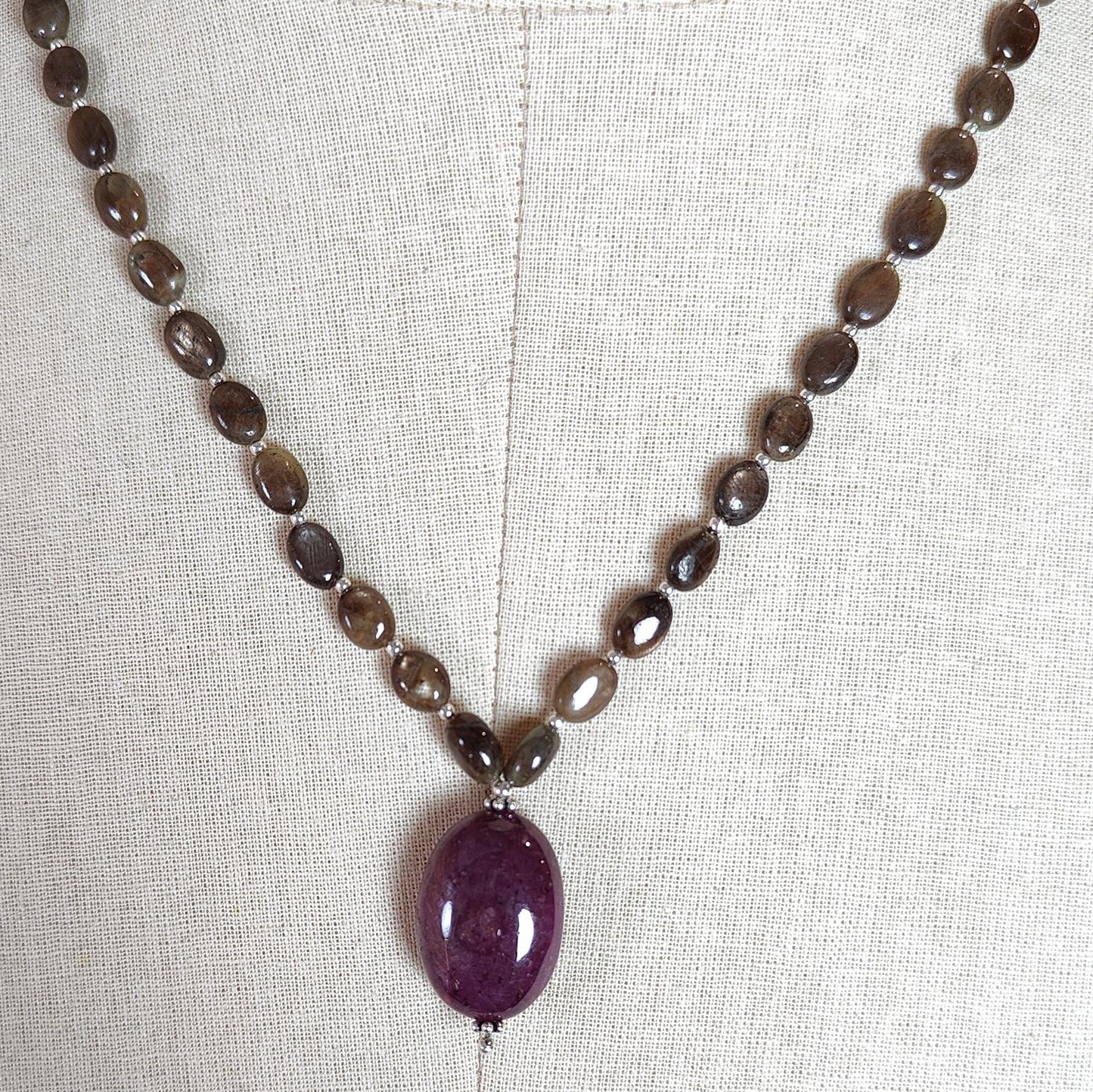 Golden Chocolate Sapphire Gemstone Beads Necklace: 25.21gms Natural Ruby, Sapphire Plain Oval 925 Silver Necklace 6*5mm - 8*6mm 20"